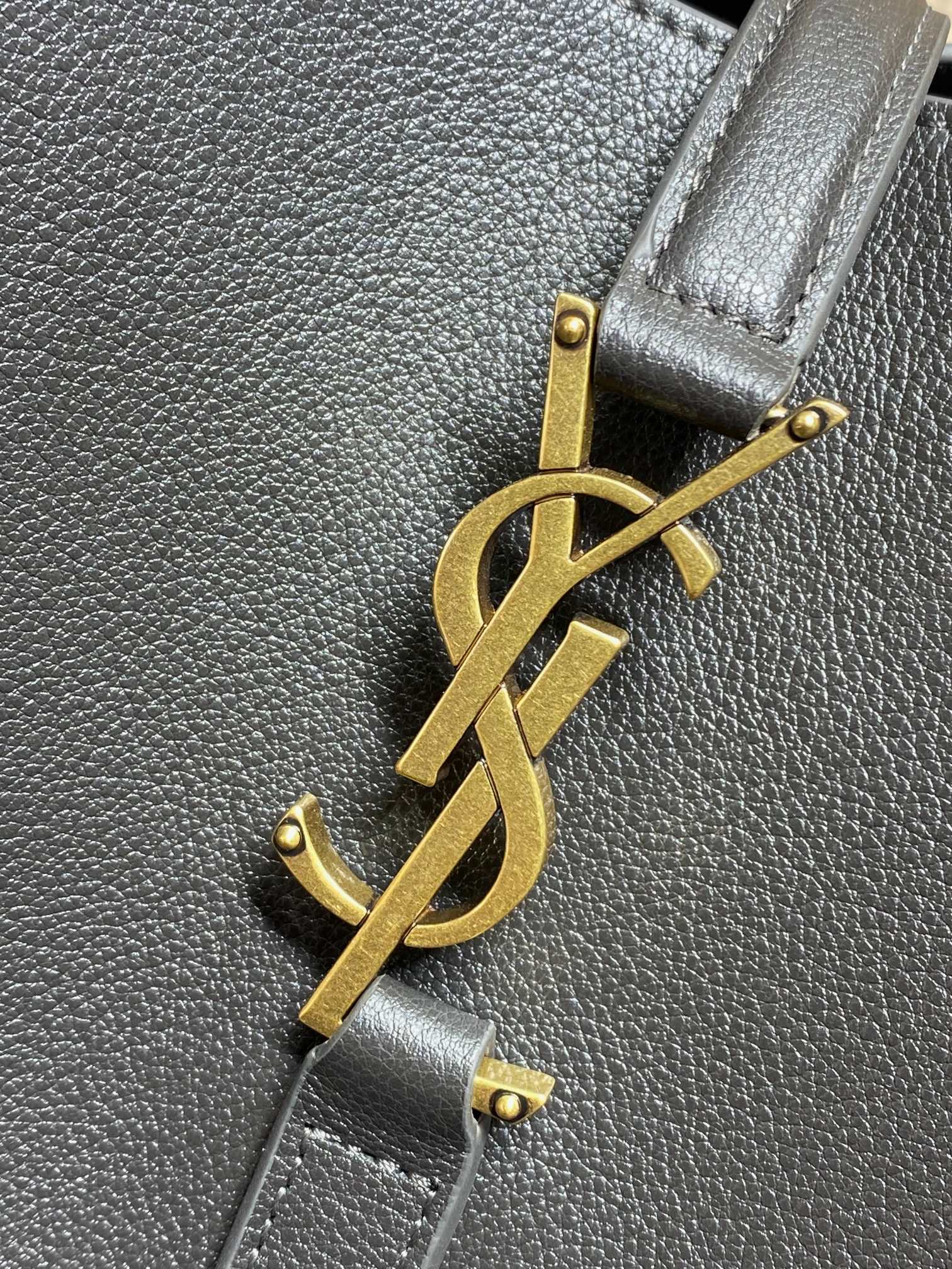 Ysl Basic Bag Cow Leather 13cm-l-s