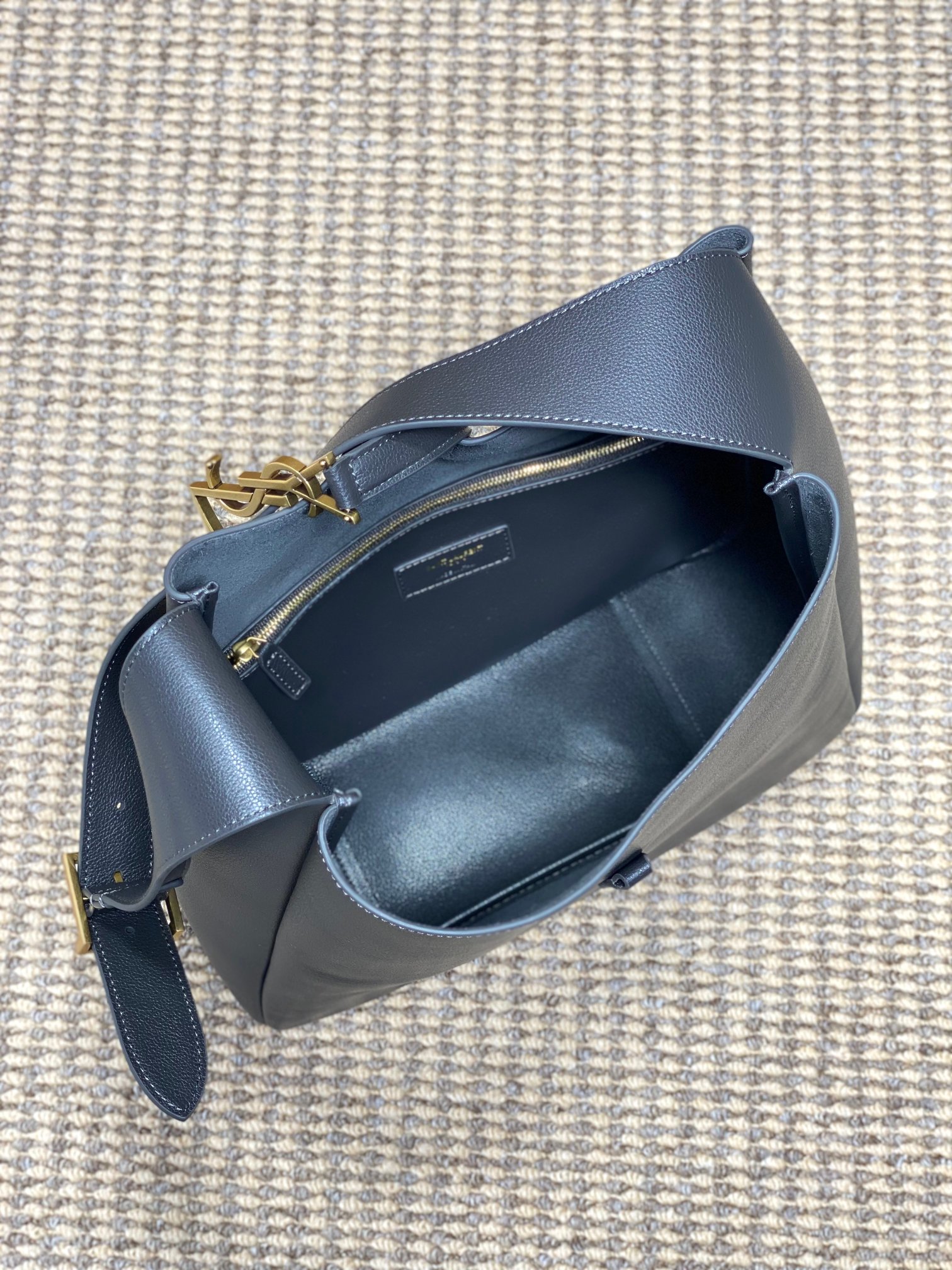 Ysl Basic Bag Cow Leather 13cm-l-s