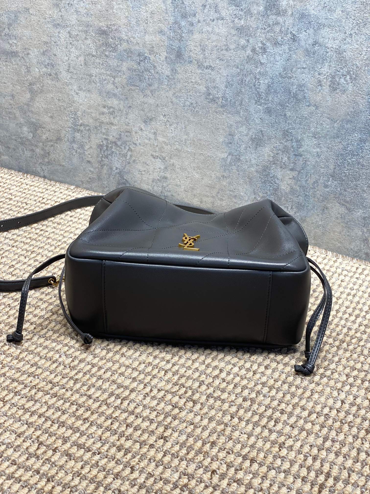 Ysl Shoulder Bag M-l-s