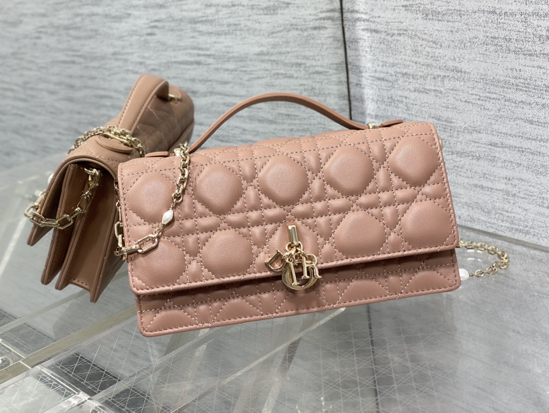 Clutch Bag Sheepskin M-s