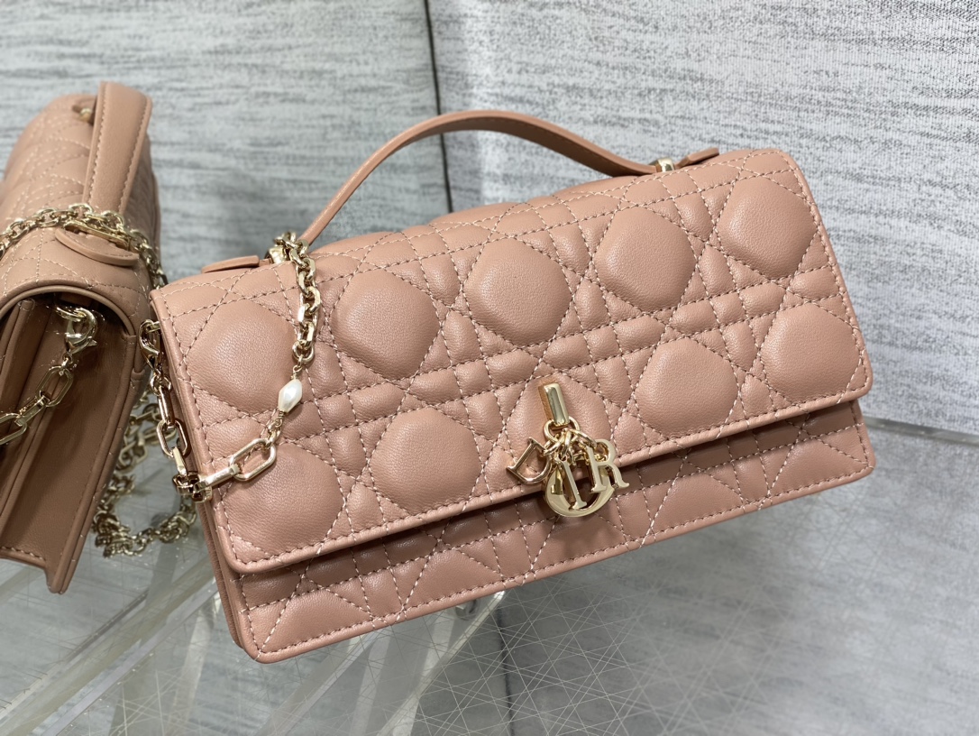 Clutch Bag Sheepskin M-s