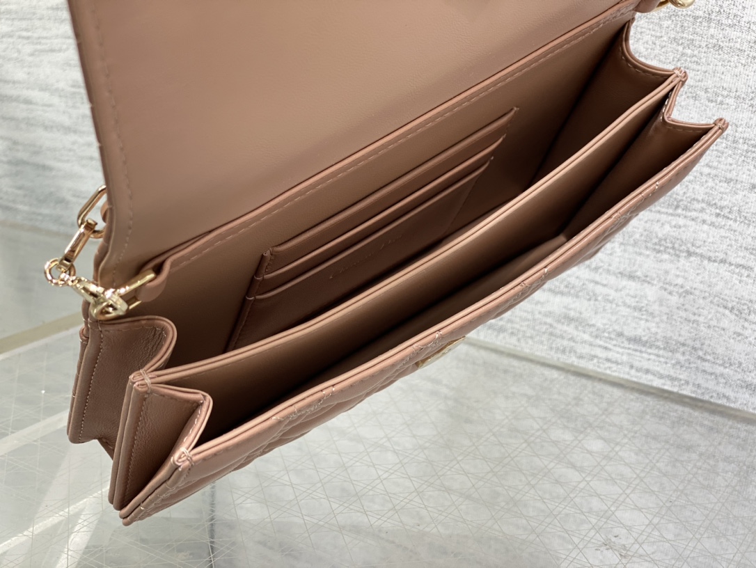 Clutch Bag Sheepskin M-s