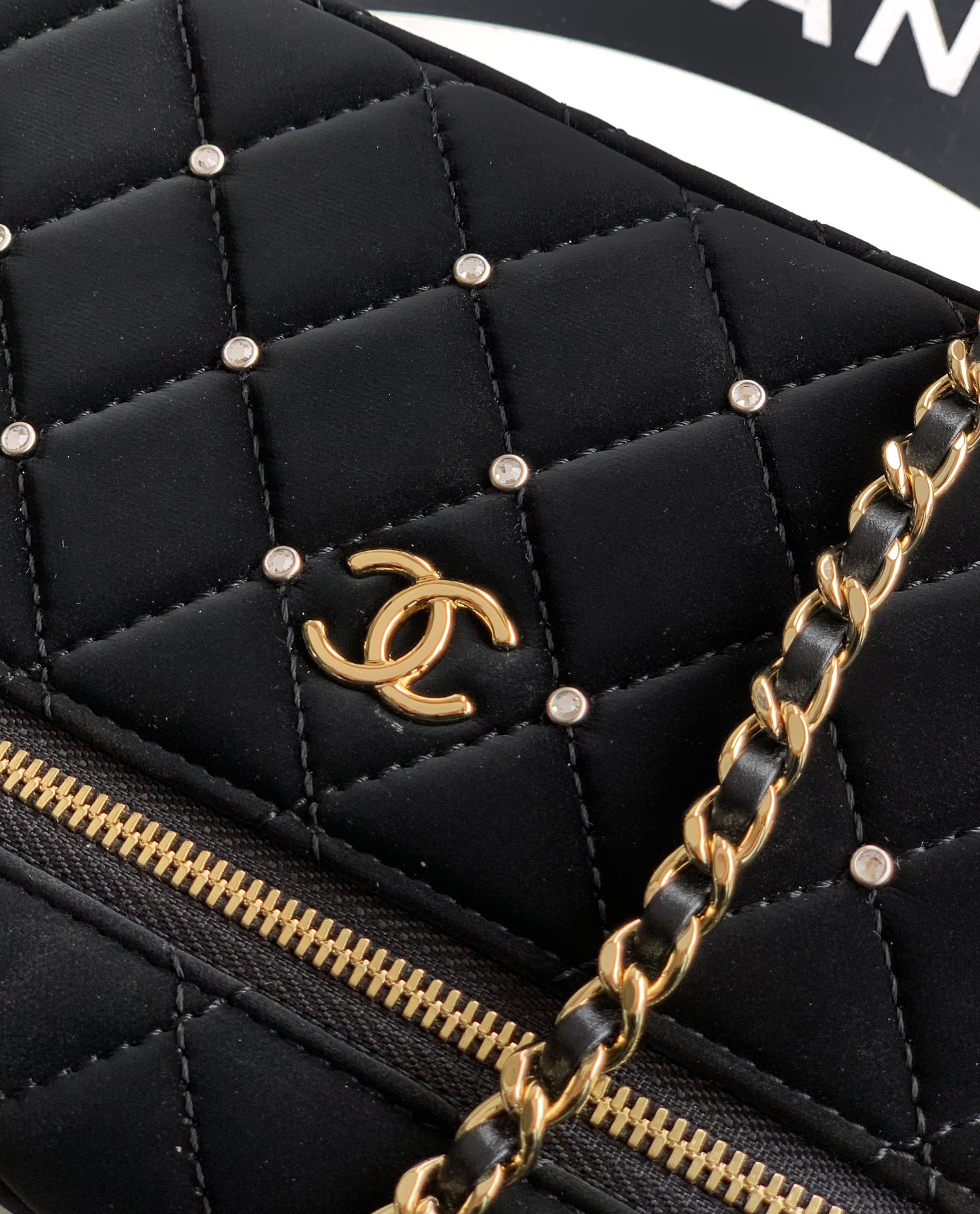 Chanel Basic Bag Cow Leather M-l-s