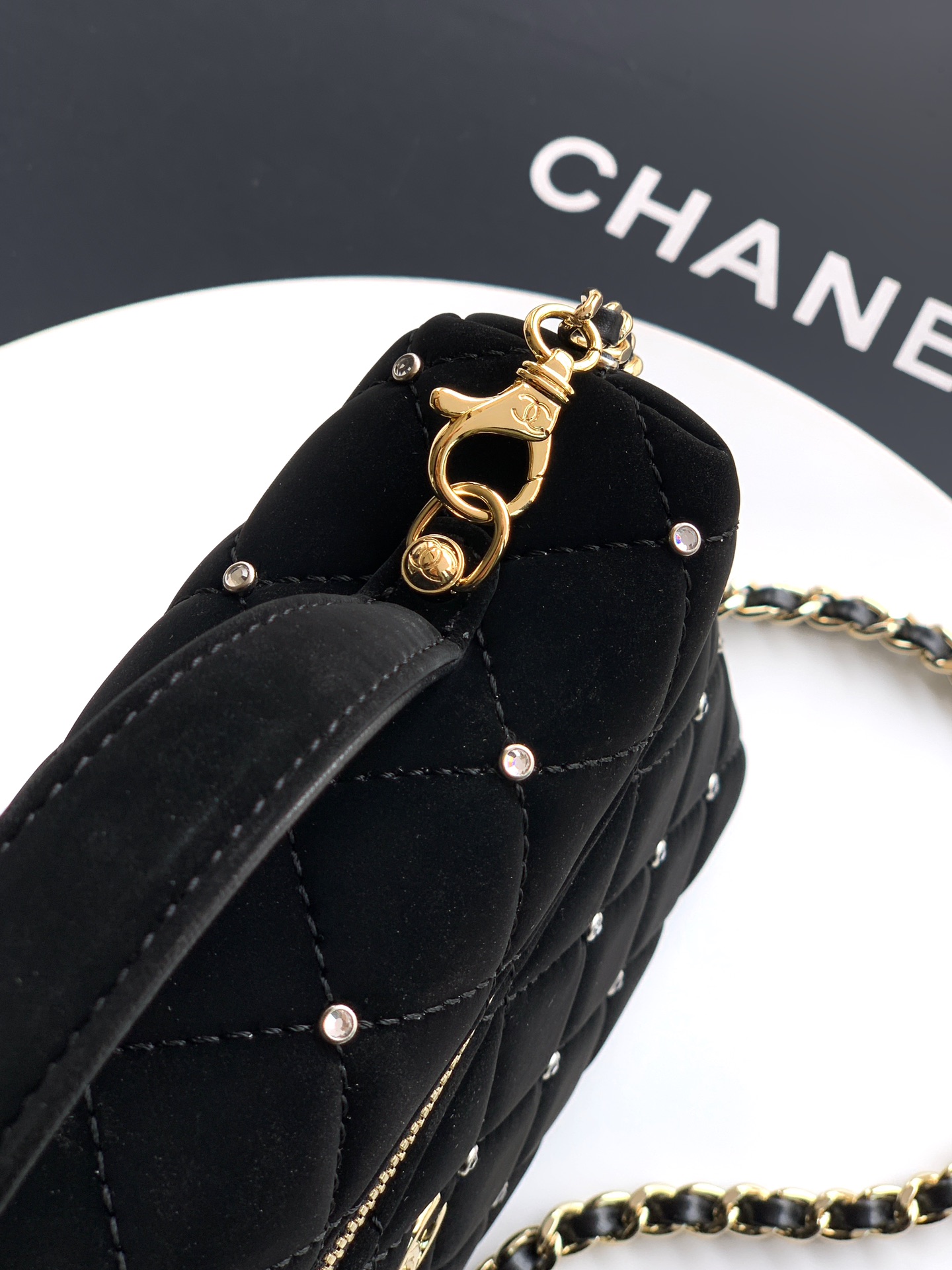 Chanel Basic Bag Cow Leather M-l-s