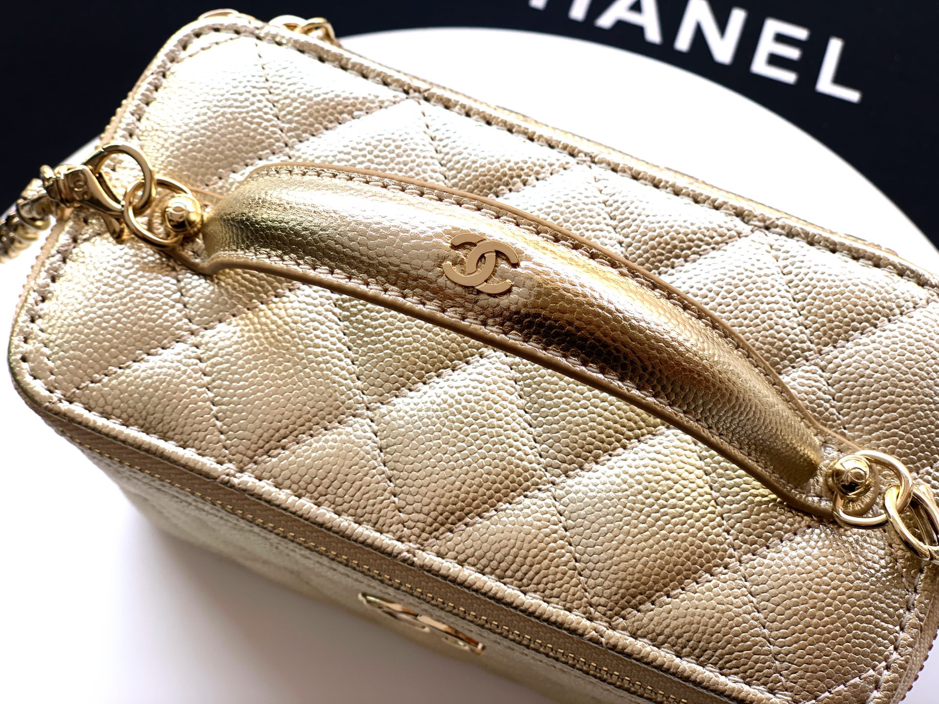 Chanel Basic Bag Cow Leather Silver M-l