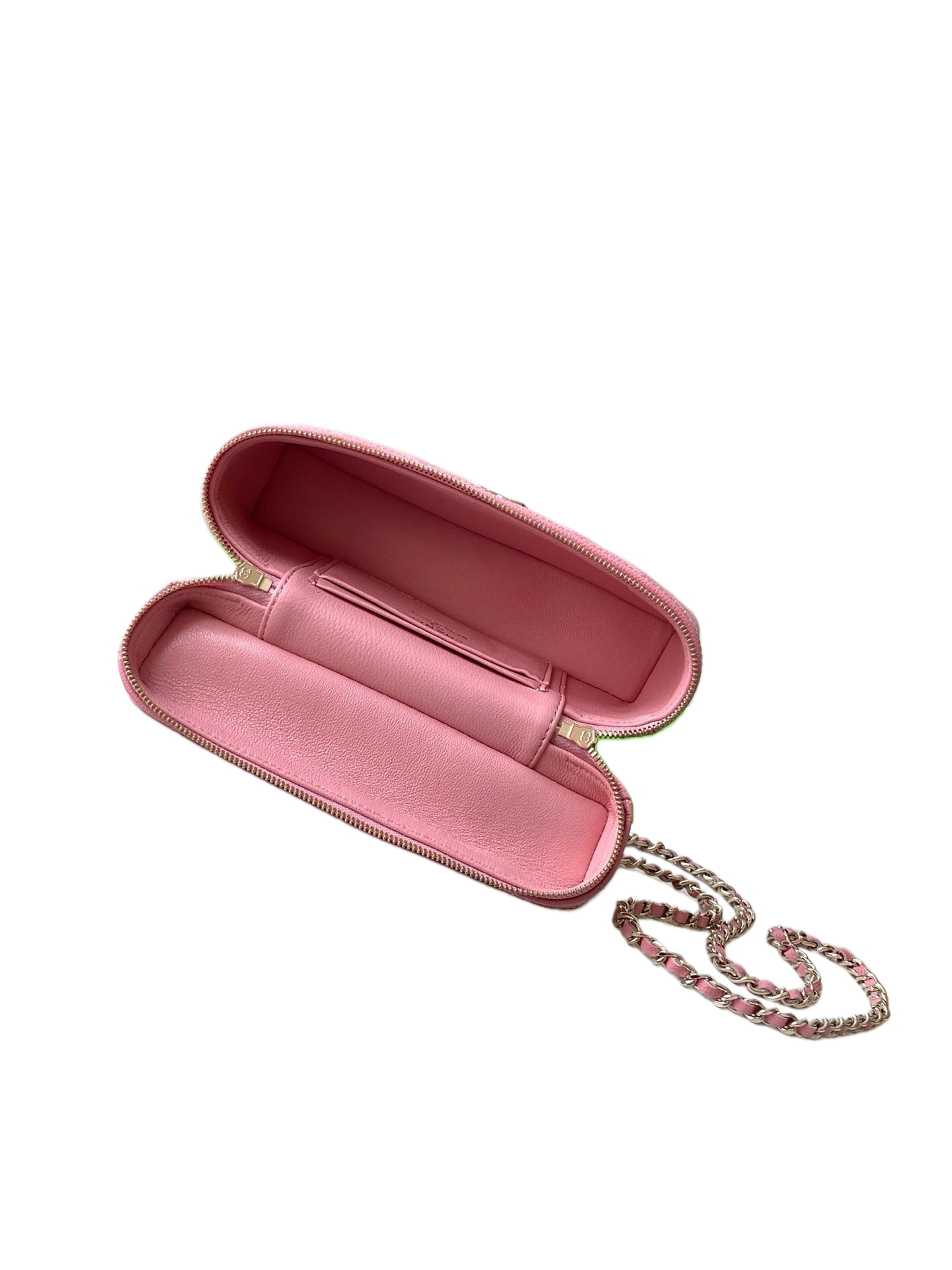 Chanel Basic Bag Black M-l