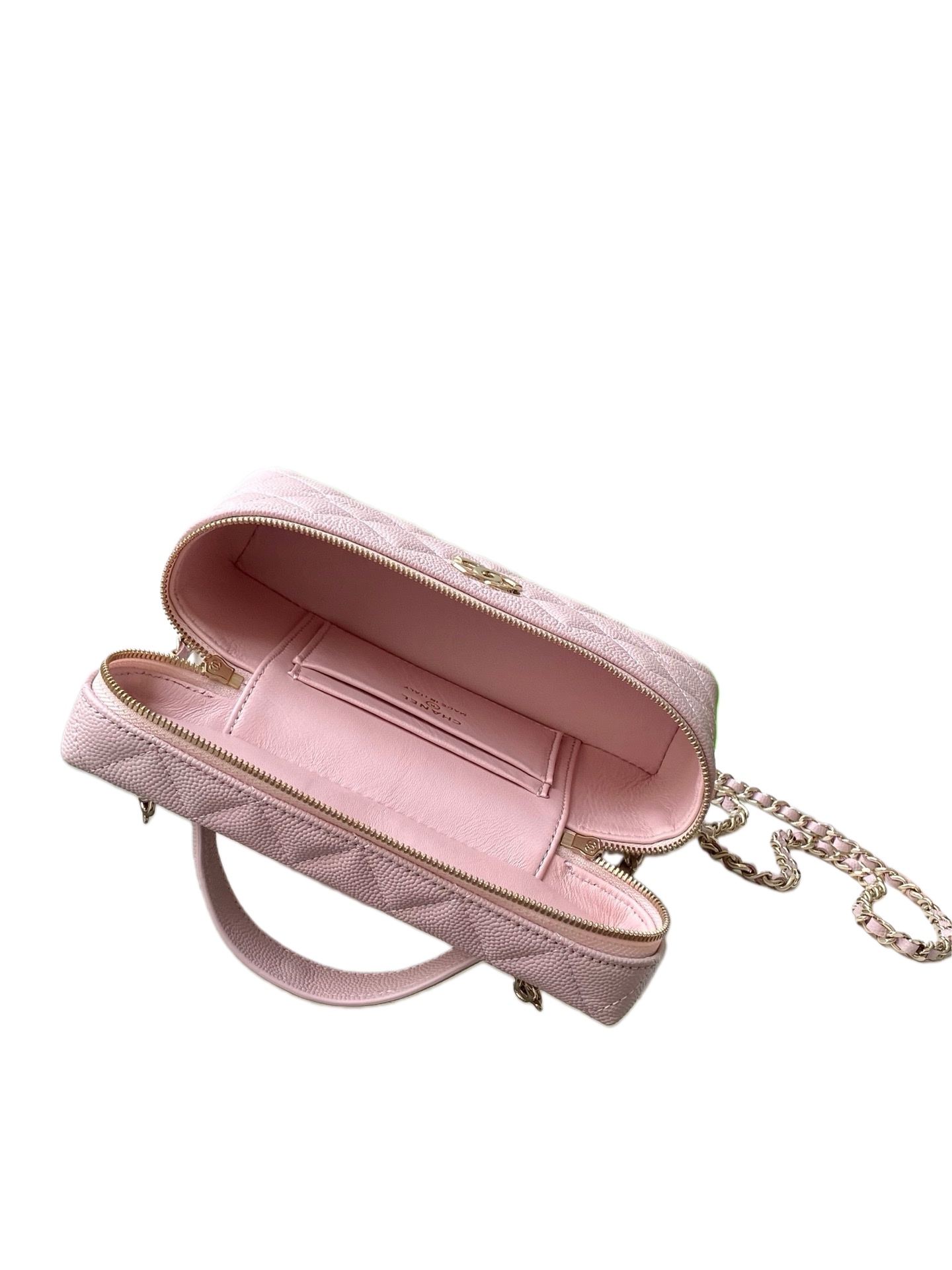 Chanel Basic Bag Black M-l