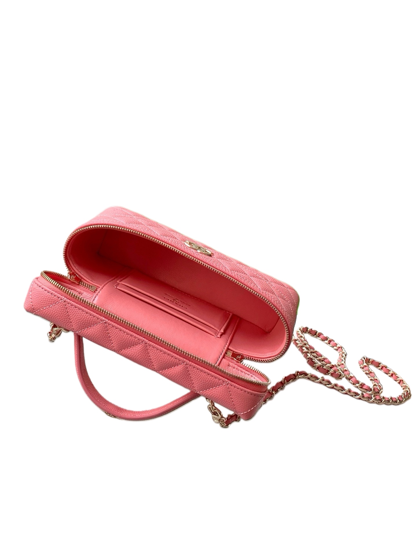 Chanel Basic Bag Black M-l