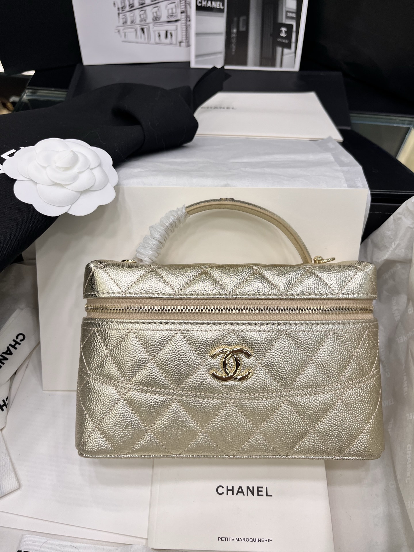 Chanel Basic Bag L