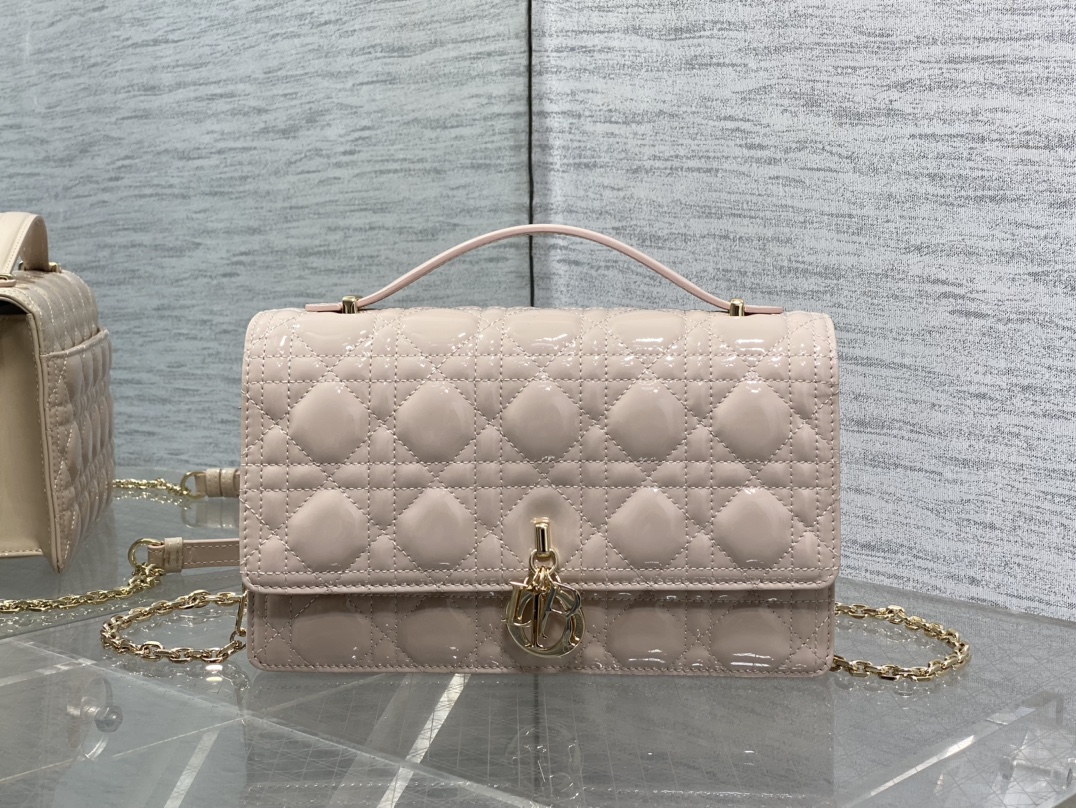 Clutch Bag Sheepskin Pink S-14cm