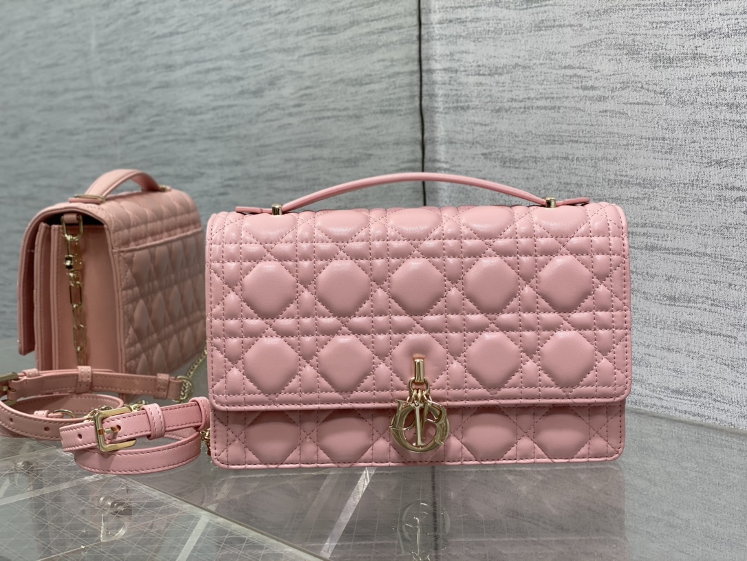 Clutch Bag Sheepskin Pink S-14cm