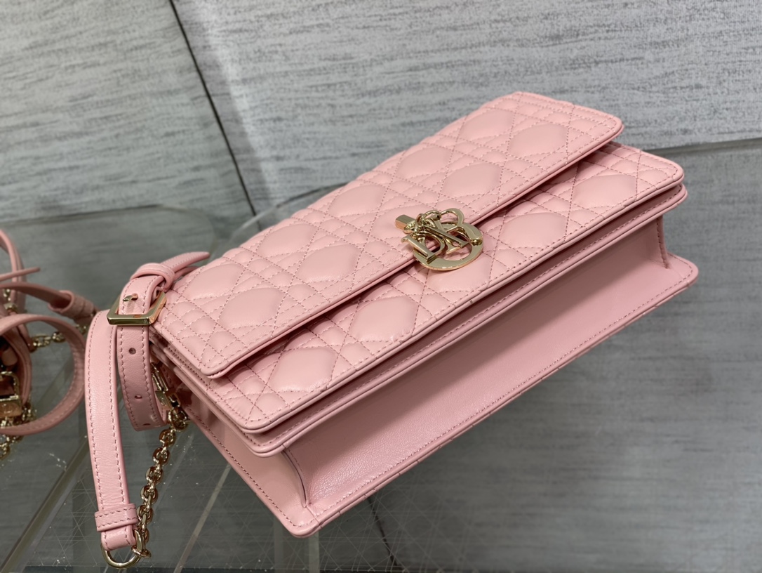 Clutch Bag Sheepskin Pink S-14cm