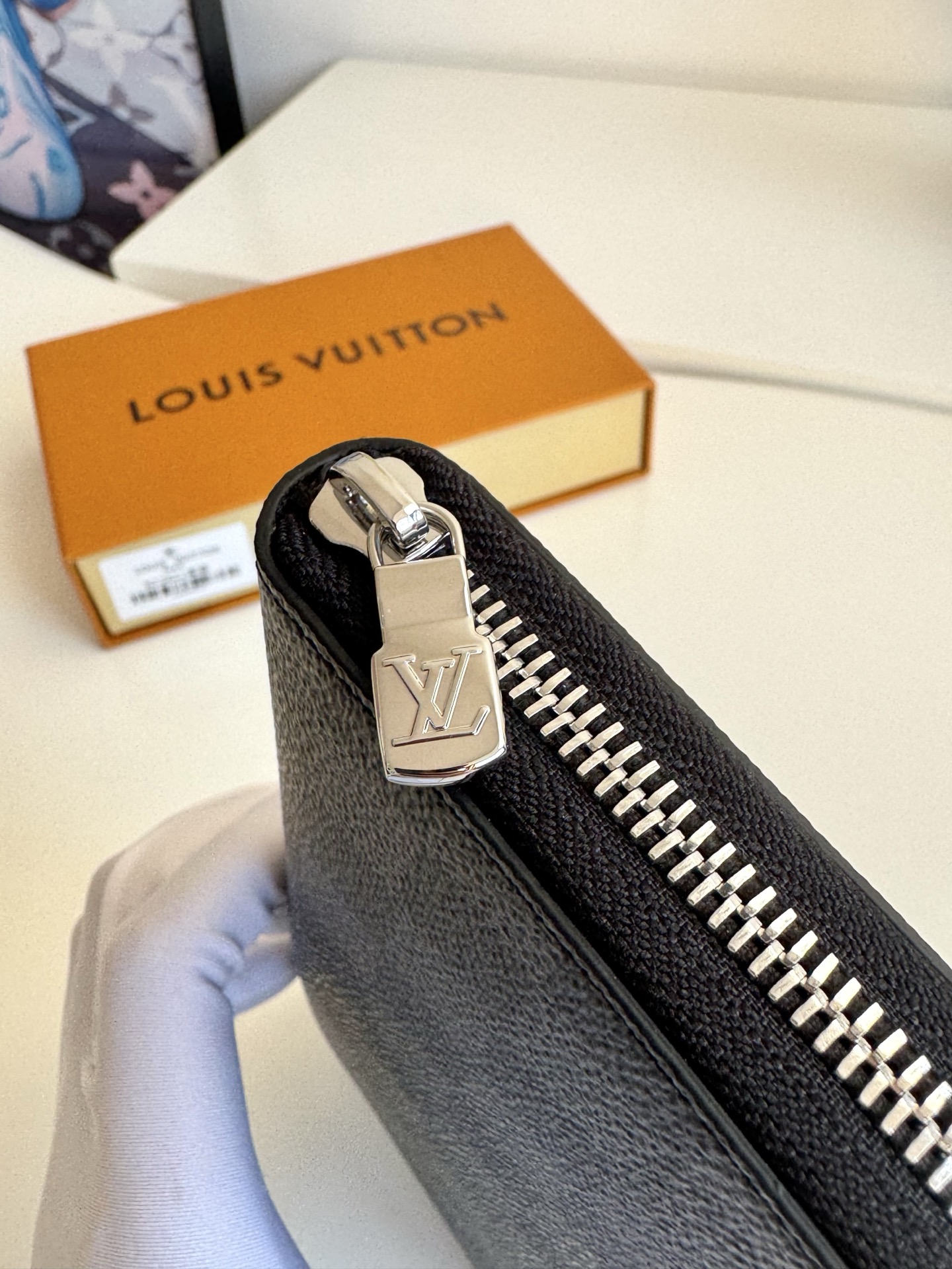 Louis Vuitton Basic Bag Canvas M-l-s