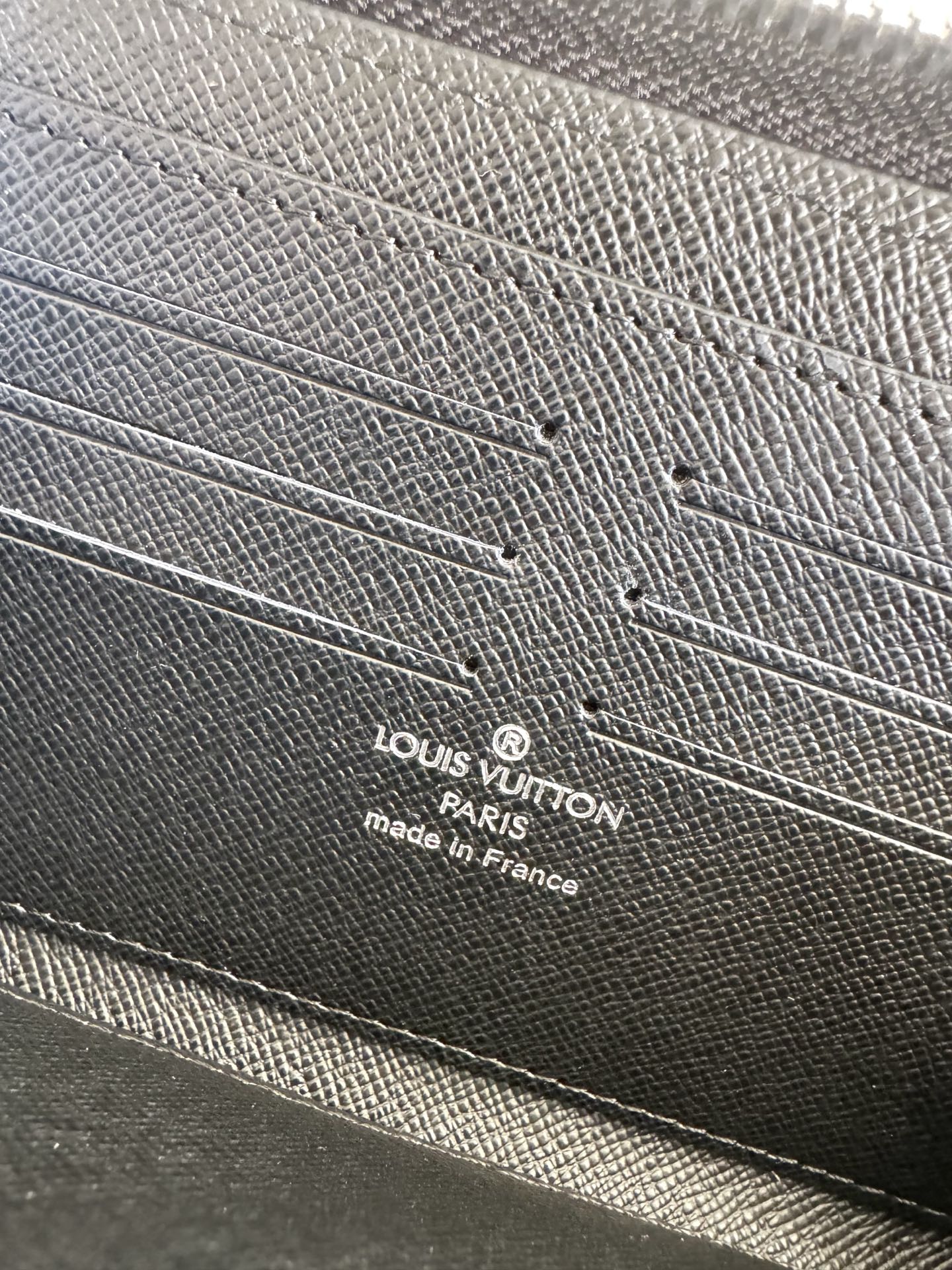 Louis Vuitton Basic Bag Canvas M-l-s