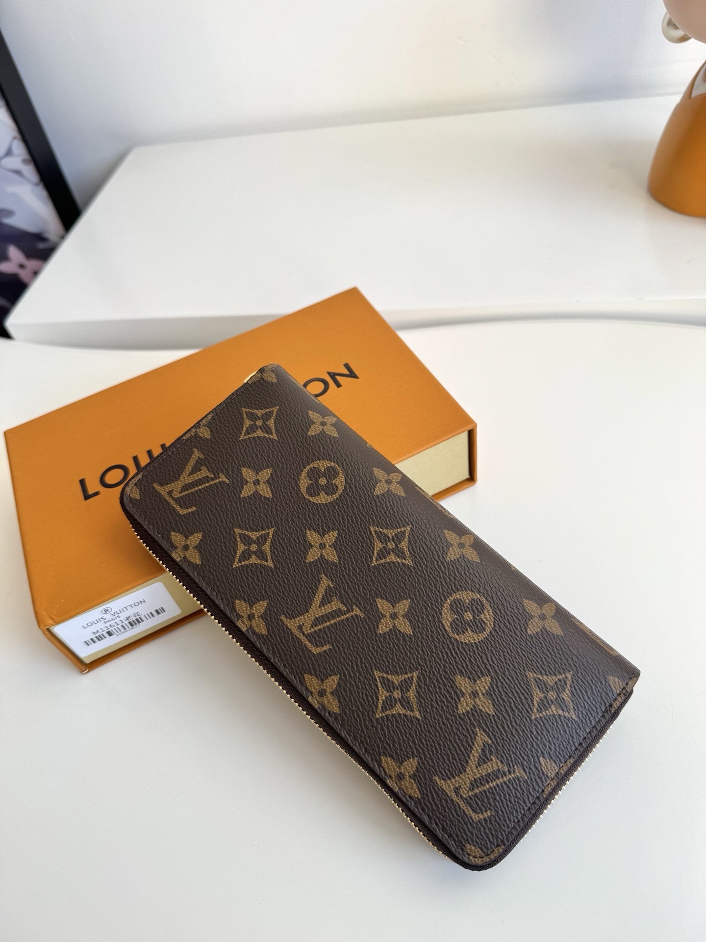 Louis Vuitton Basic Bag Canvas M-l-s