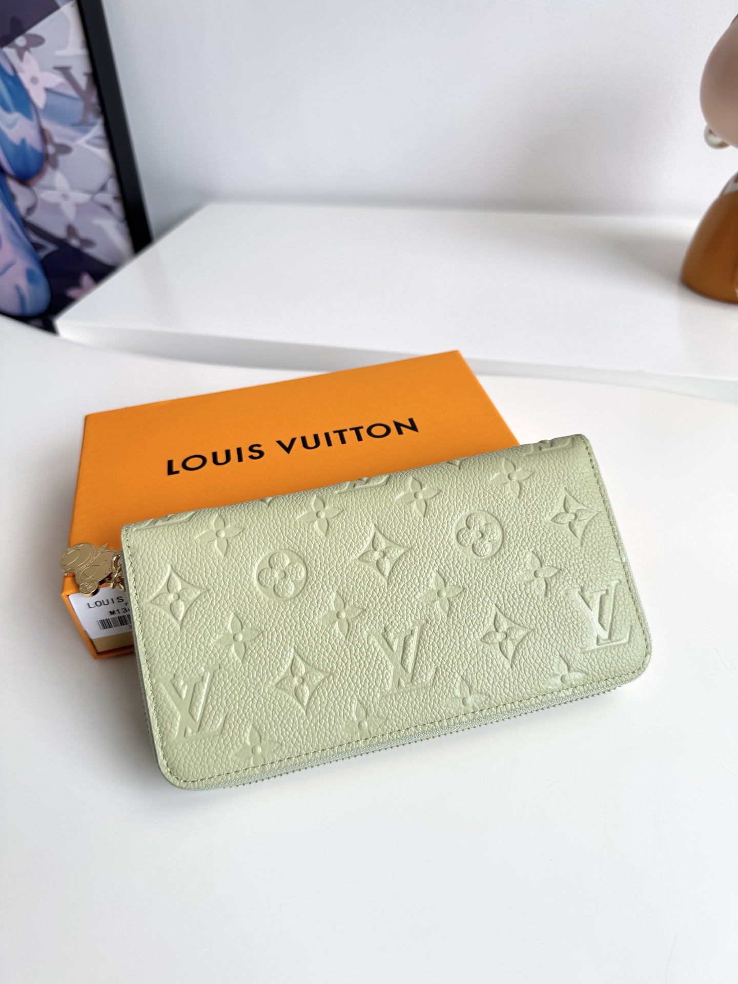 Louis Vuitton Clutch Bag Green M