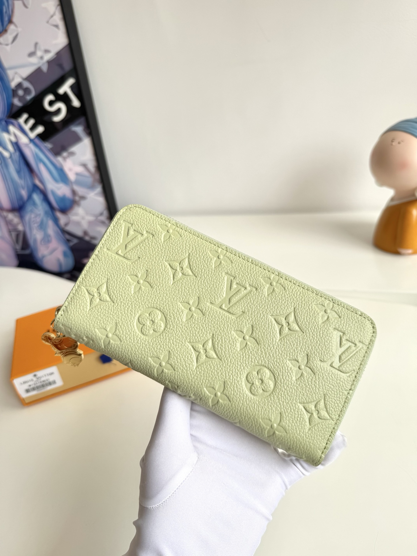 Louis Vuitton Clutch Bag Green M