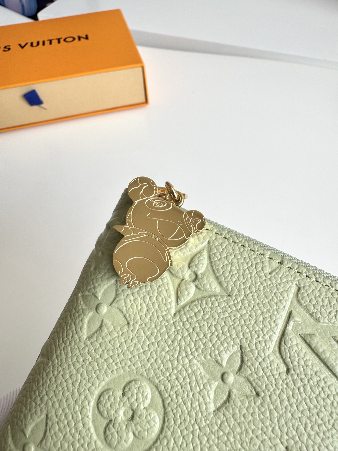 Louis Vuitton Clutch Bag Green M