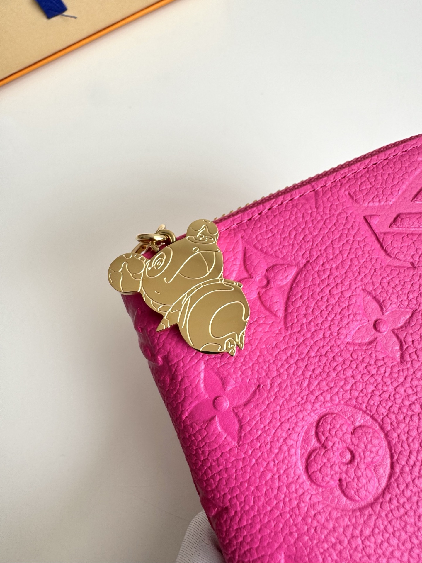 Louis Vuitton Clutch Bag M