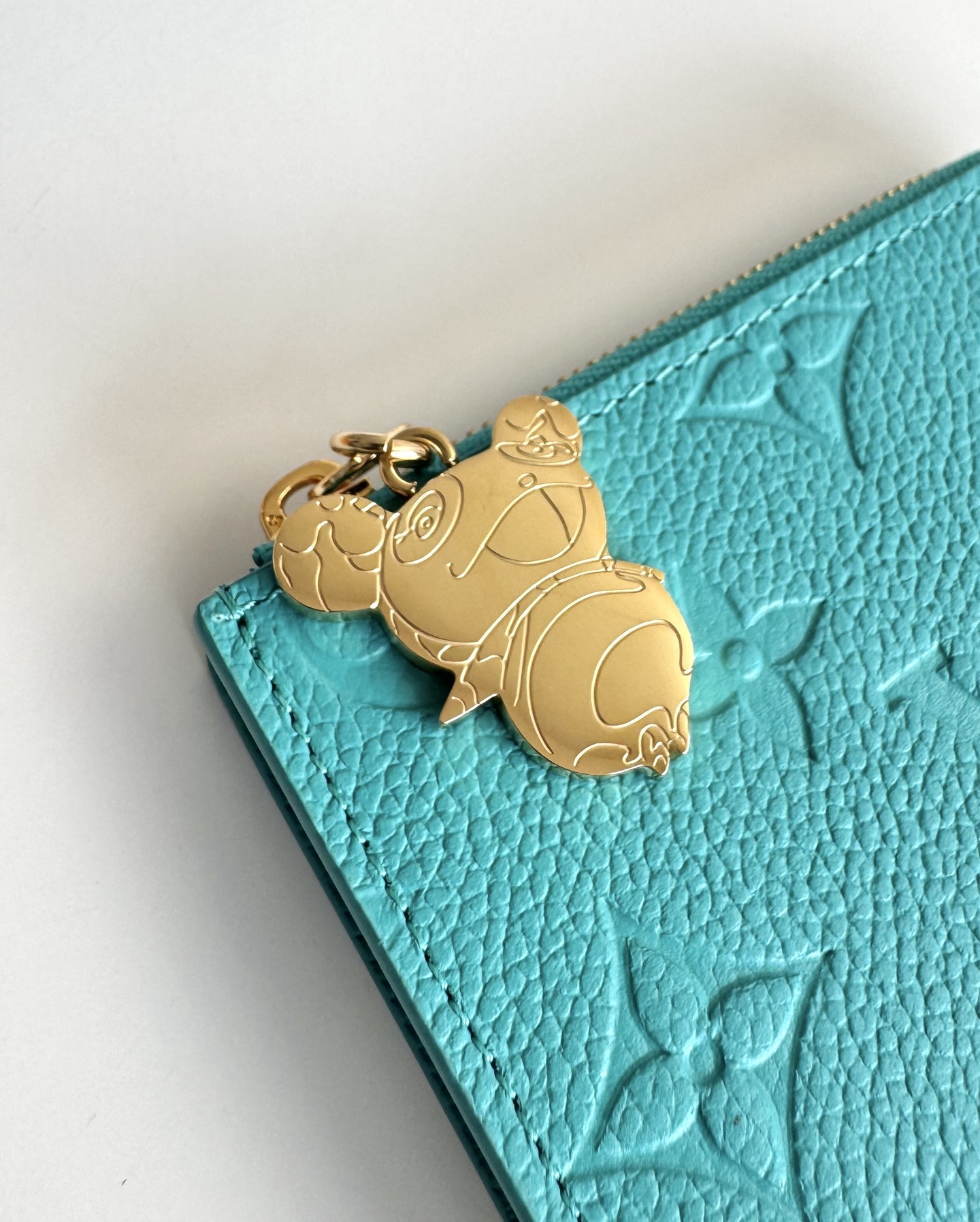 Louis Vuitton Basic Bag Cow Leather Blue M-l