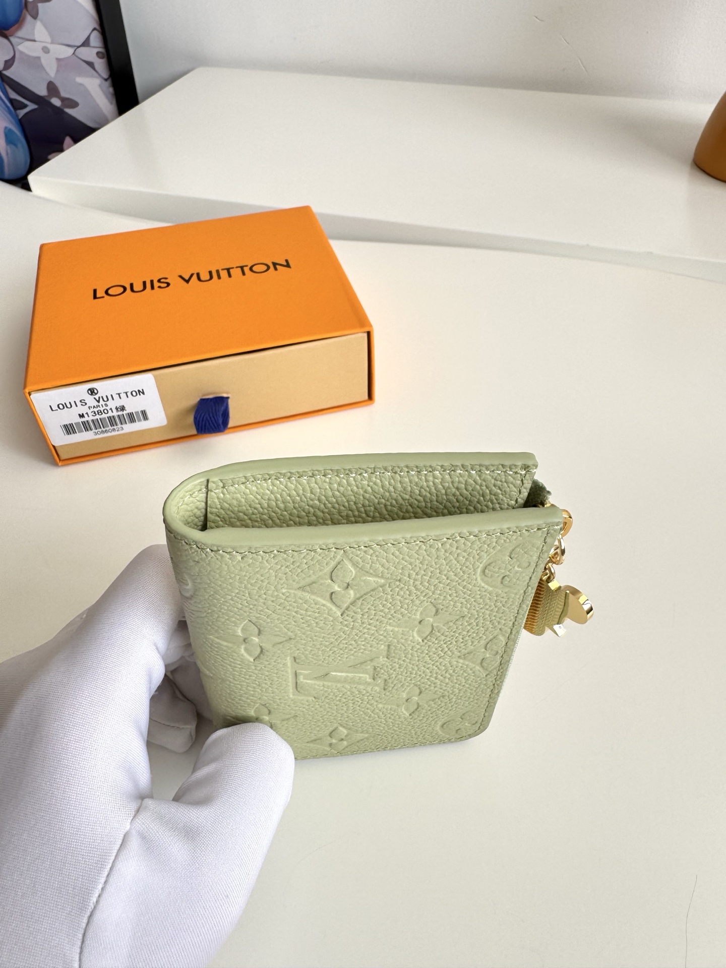 Louis Vuitton Basic Bag Cow Leather Green M-l