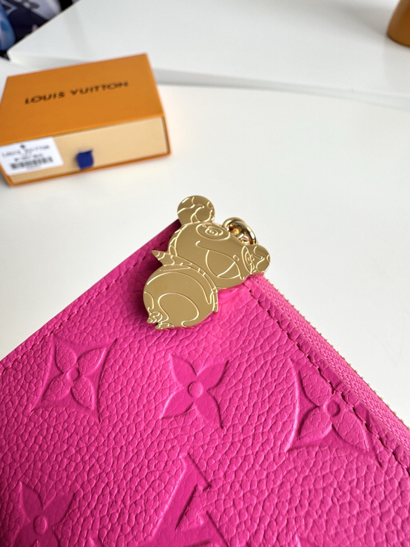 Louis Vuitton Basic Bag Cow Leather M-l