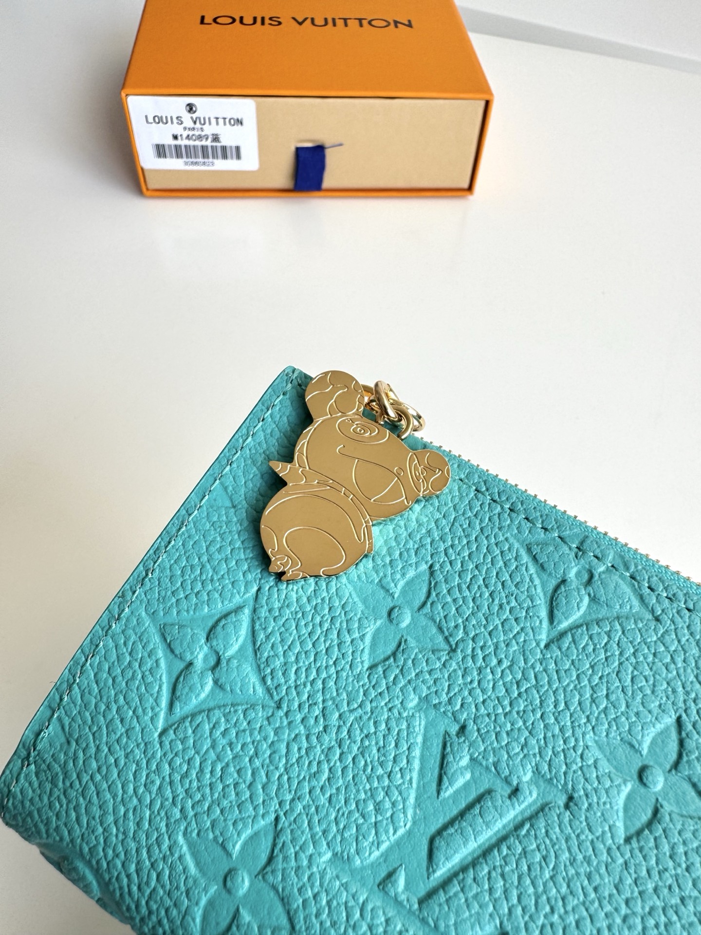 Louis Vuitton Basic Bag Gold M-l-s