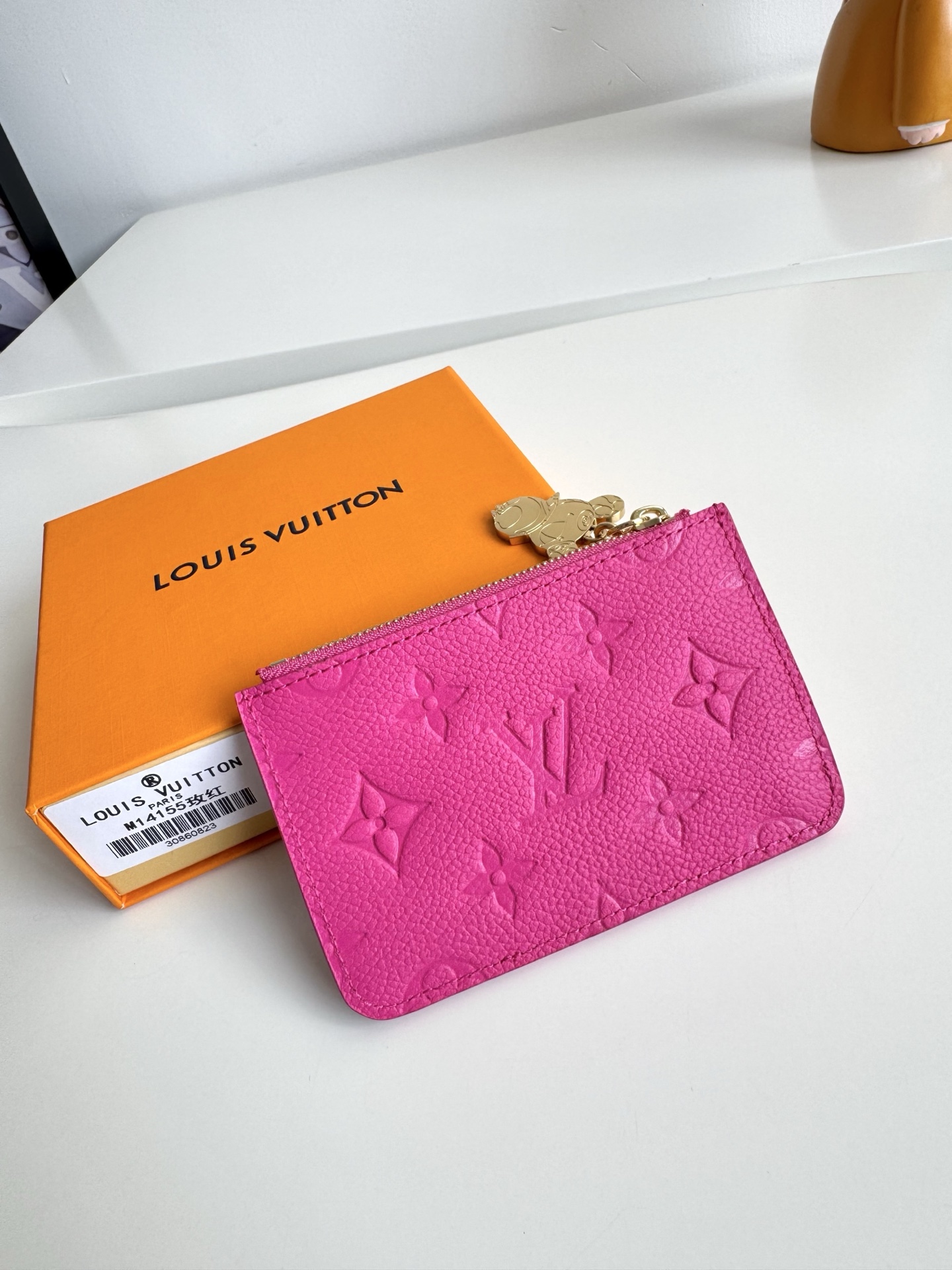 Louis Vuitton Basic Bag Canvas M