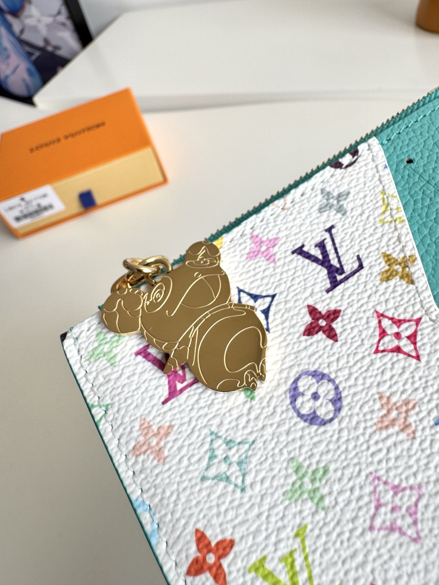 Louis Vuitton Basic Bag Canvas Blue M