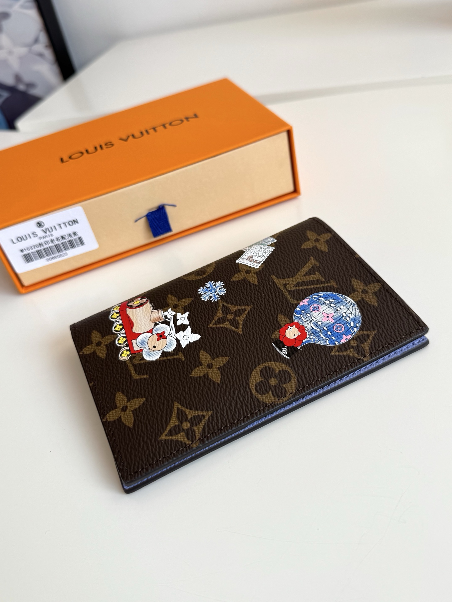 Louis Vuitton Basic Bag Canvas M-l