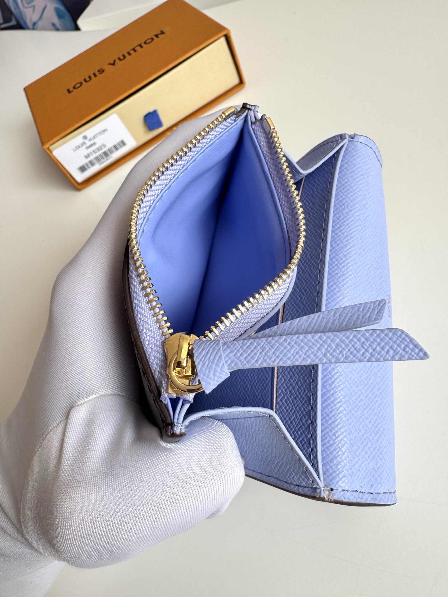 Louis Vuitton Basic Bag Canvas M-l-s