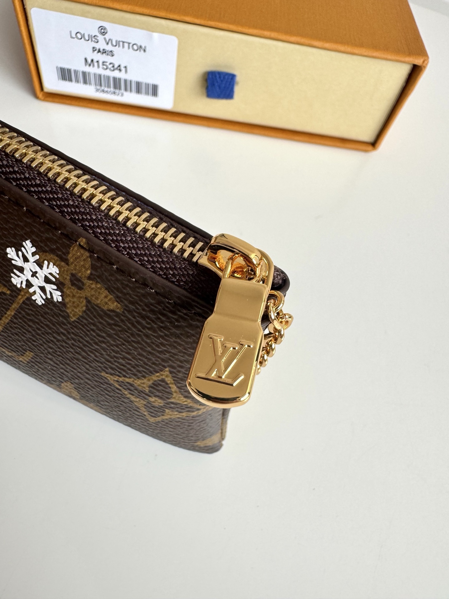 Louis Vuitton Basic Bag Canvas M-l