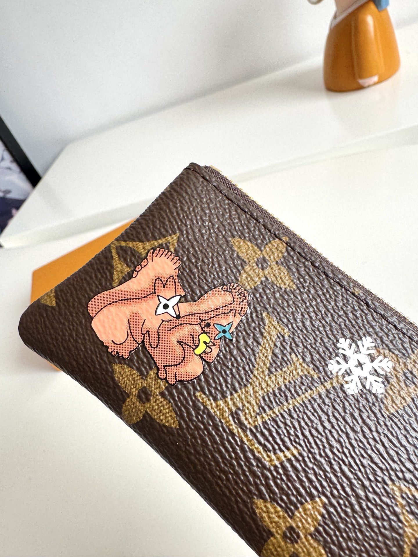 Louis Vuitton Basic Bag Canvas M-l