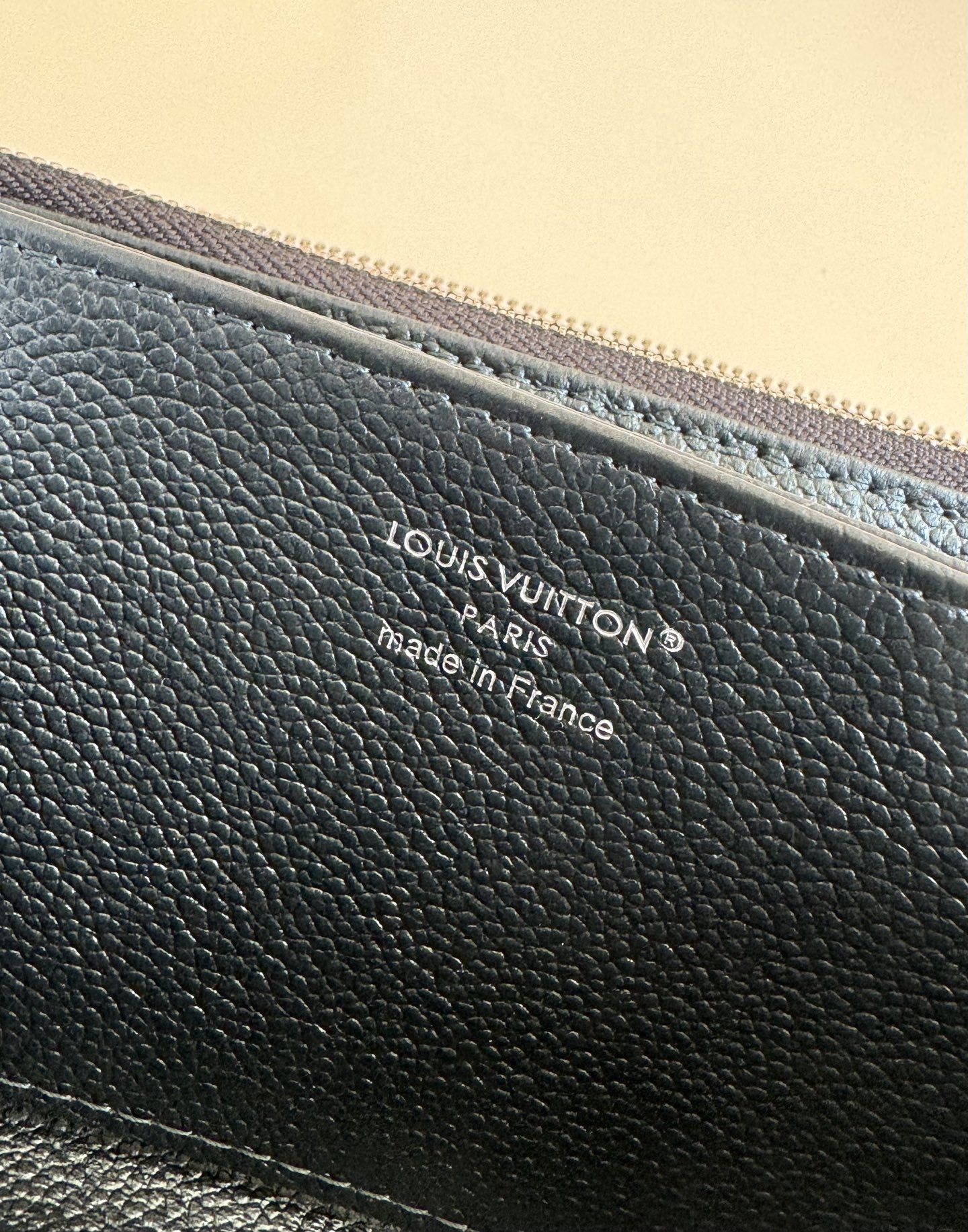 Louis Vuitton Basic Bag Silver M