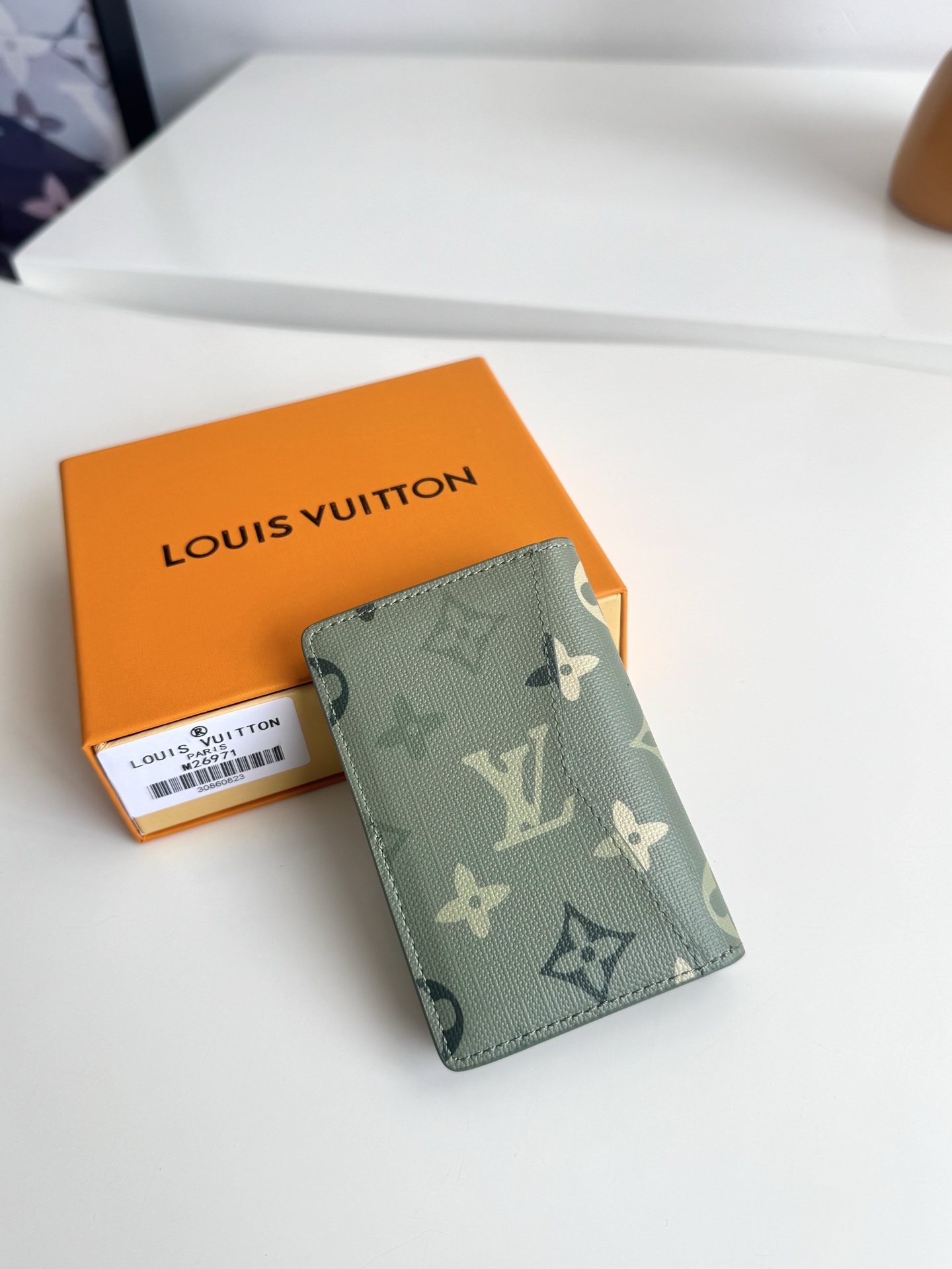 Louis Vuitton Basic Bag Cow Leather M-l-s