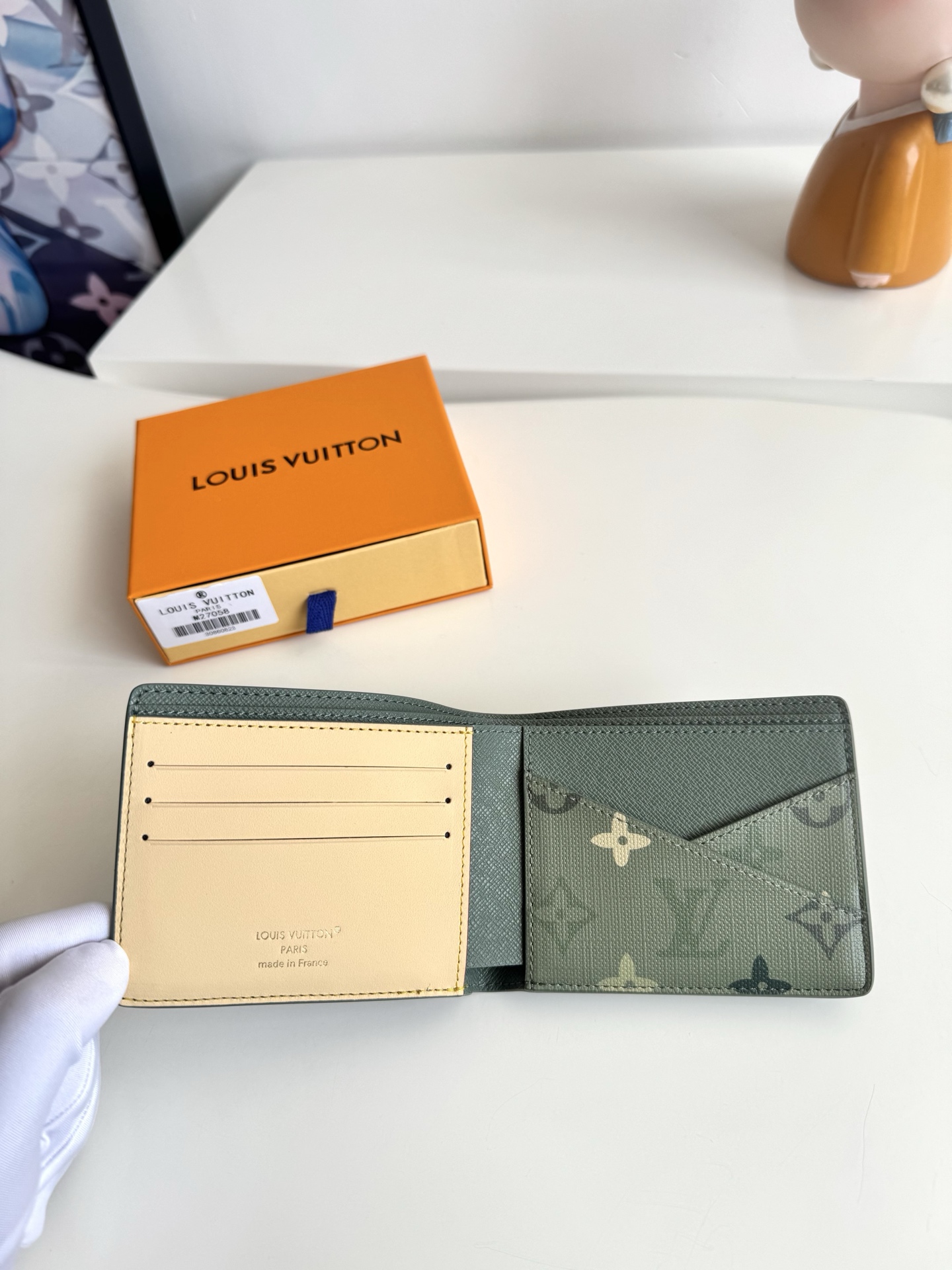 Louis Vuitton Basic Bag Canvas M-l-s