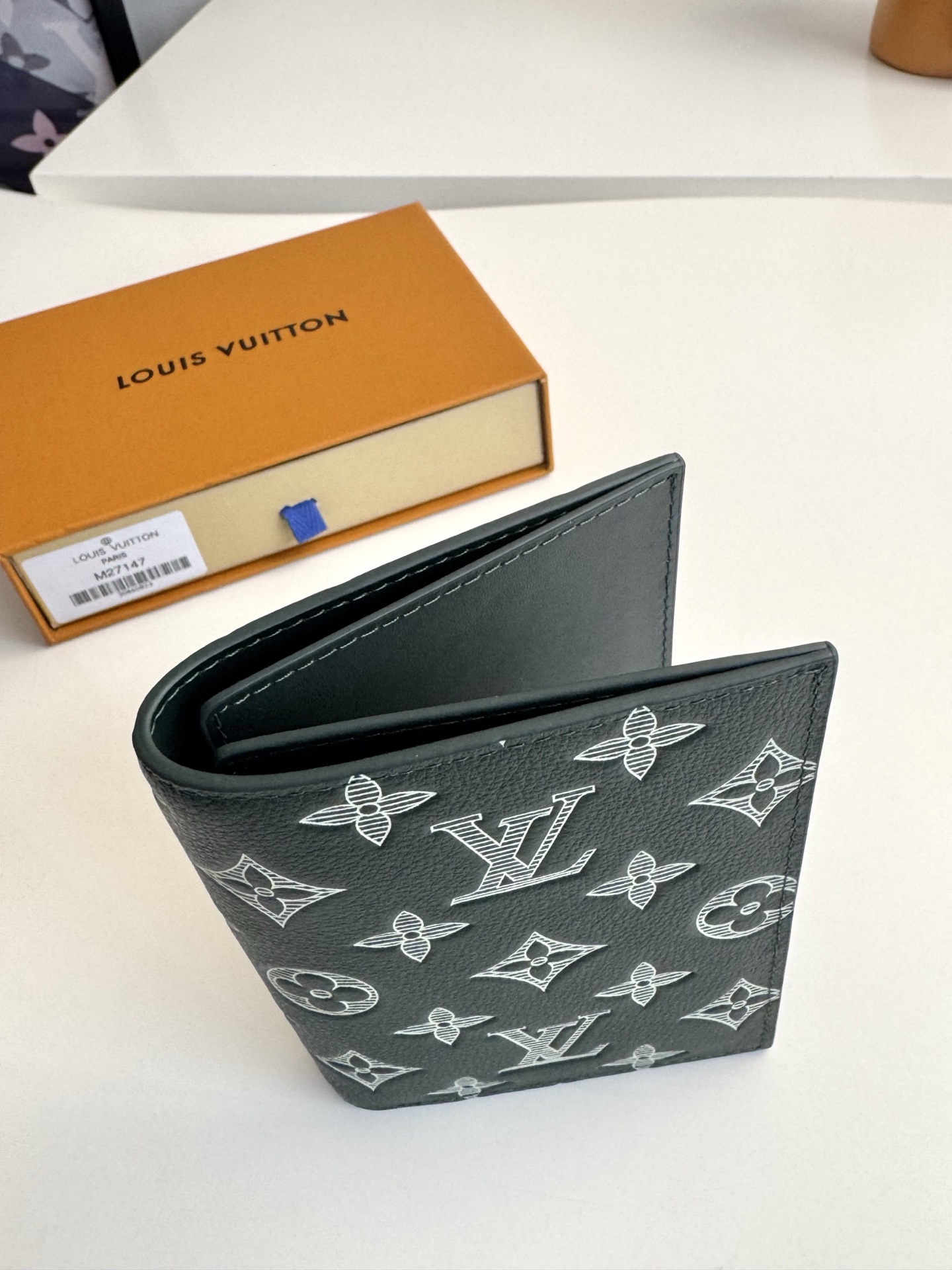 Louis Vuitton Basic Bag Cow Leather M-s