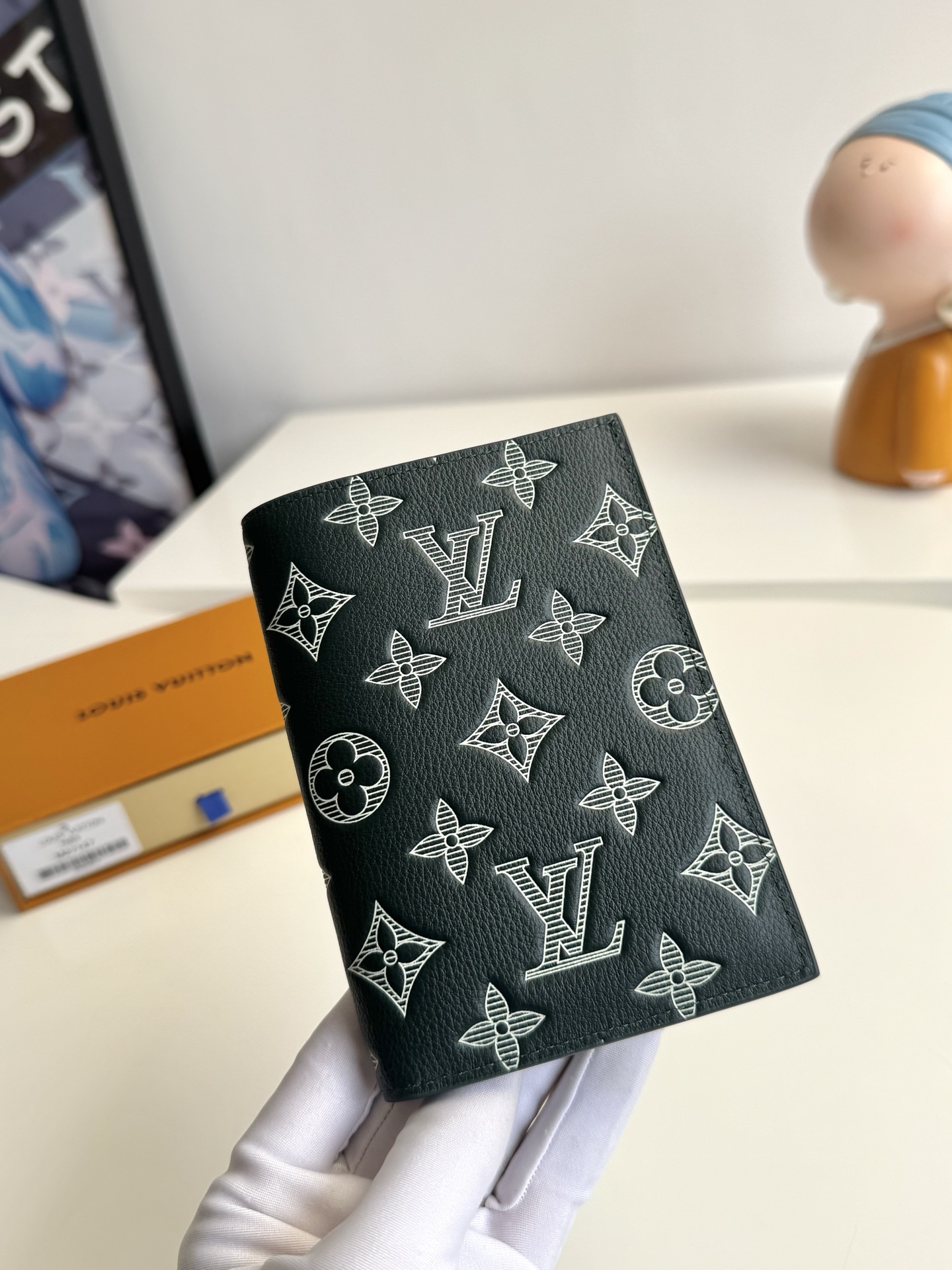 Louis Vuitton Basic Bag Cow Leather M-s