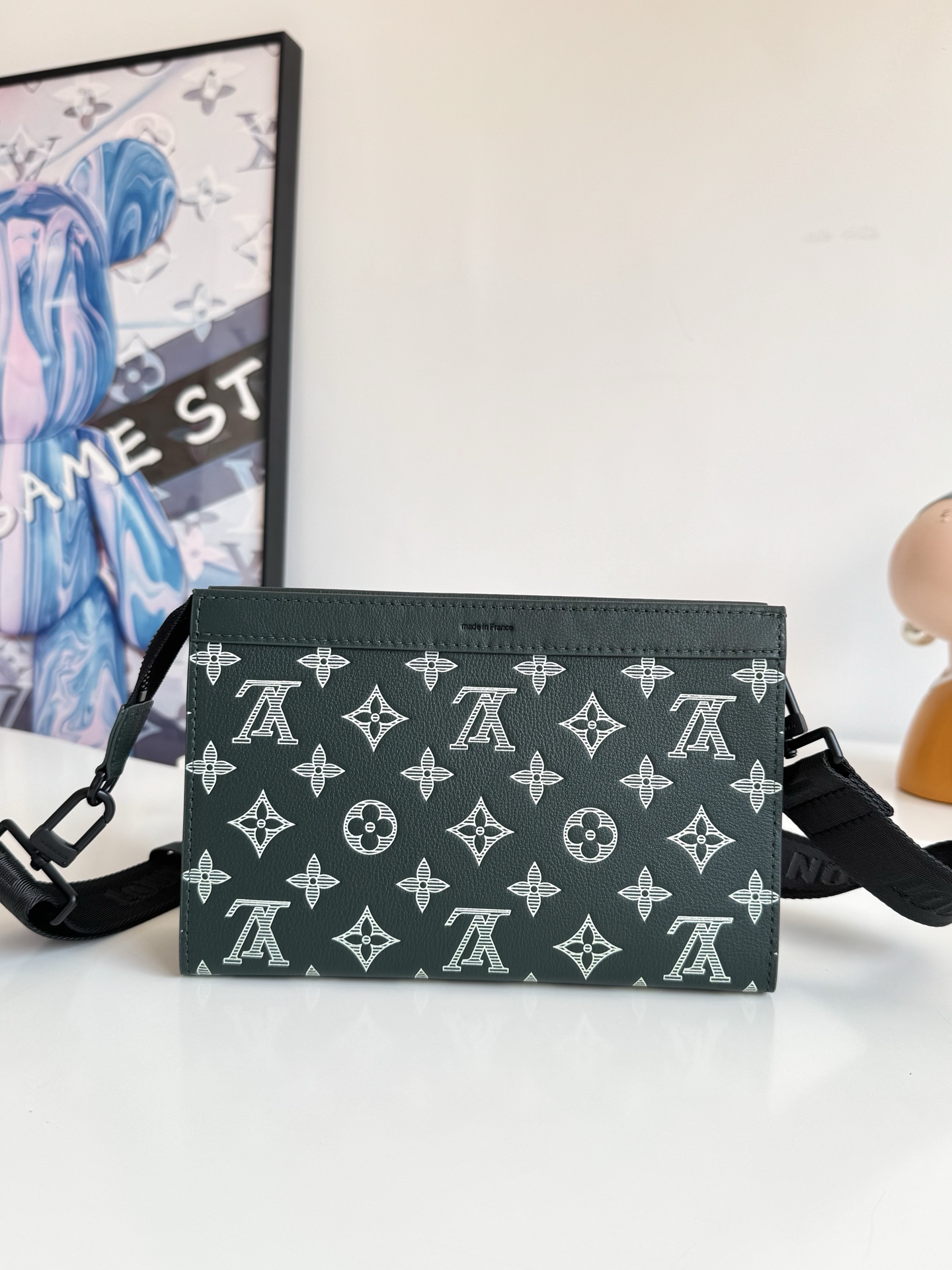 Louis Vuitton Basic Bag Cow Leather M-s