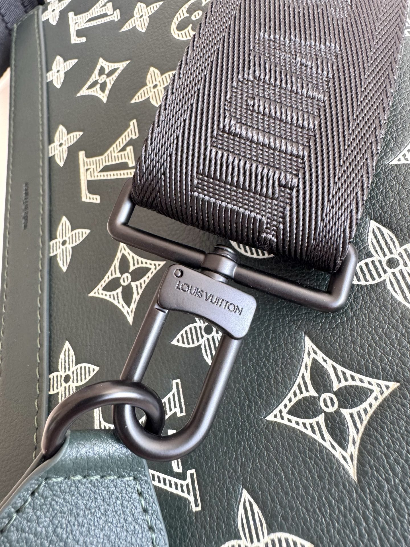 Louis Vuitton Basic Bag Cow Leather M-s