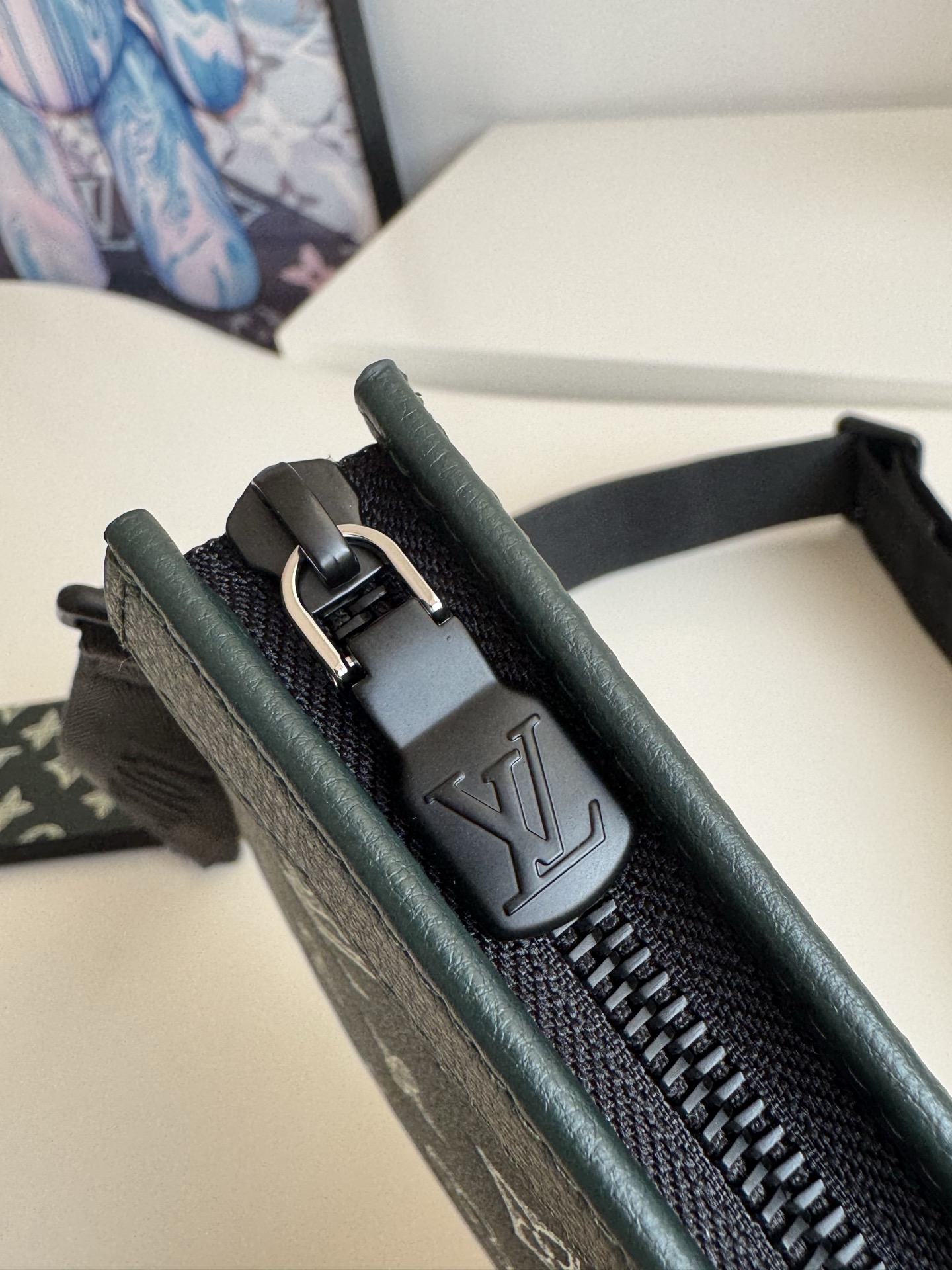 Louis Vuitton Basic Bag Cow Leather M-s