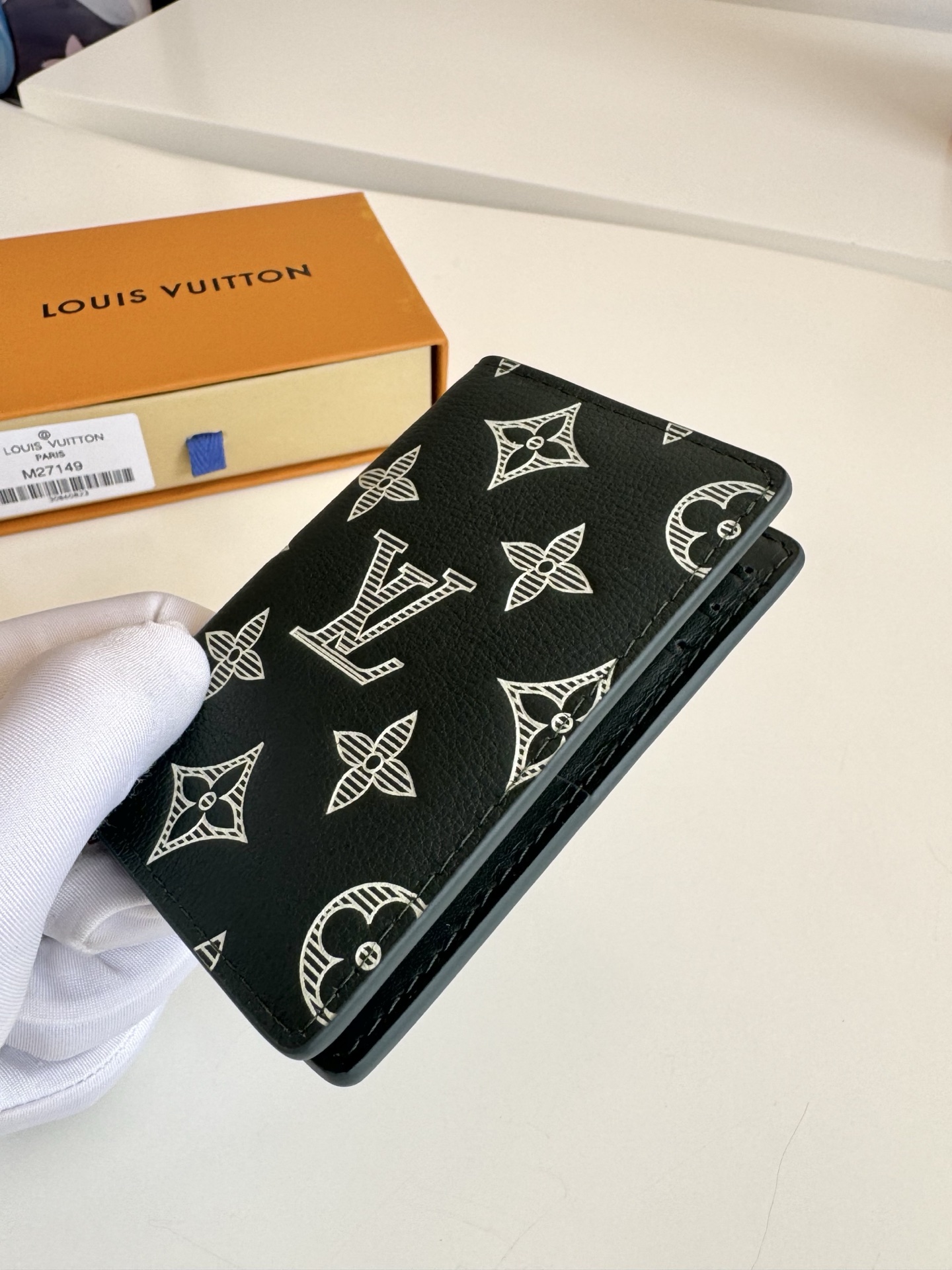 Louis Vuitton Basic Bag Cow Leather M-s