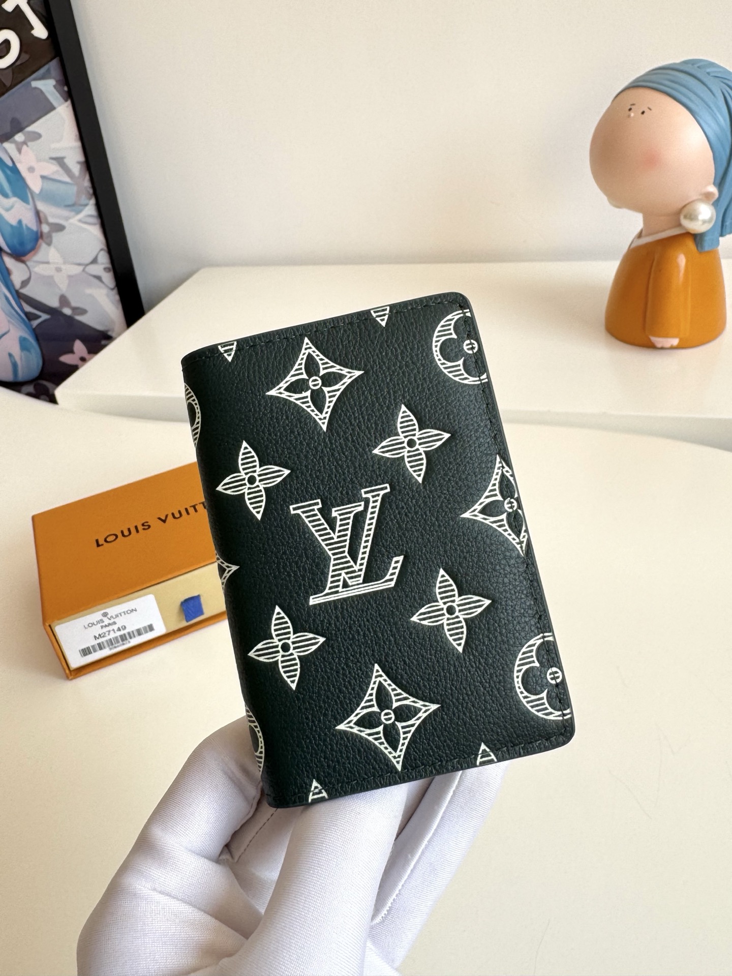 Louis Vuitton Basic Bag Cow Leather M-s