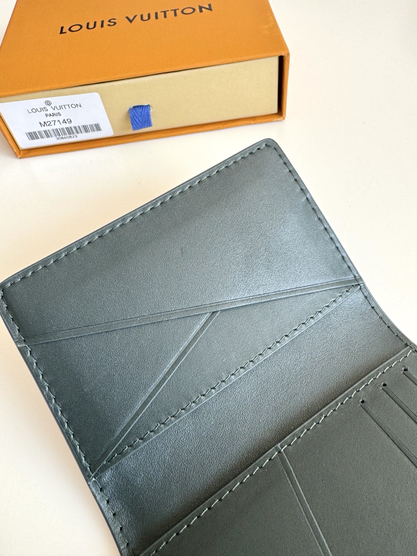 Louis Vuitton Basic Bag Cow Leather M-s