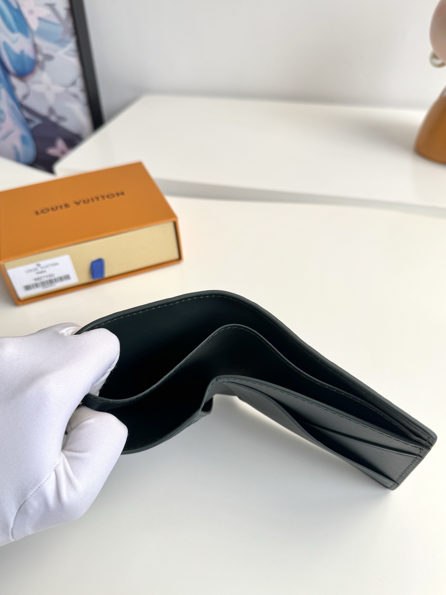 Louis Vuitton Basic Bag Cow Leather M-l-s