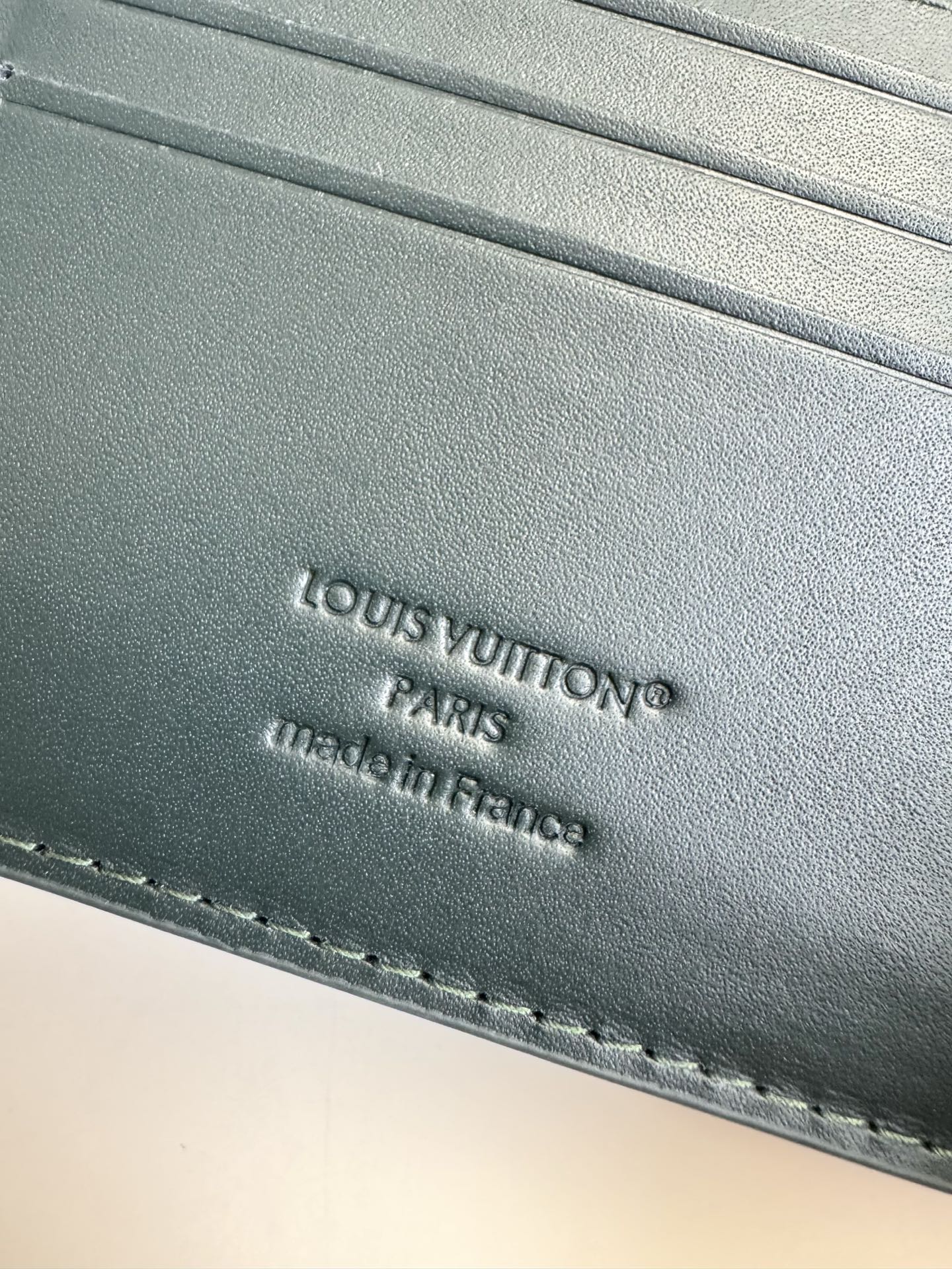 Louis Vuitton Basic Bag Cow Leather M-l-s