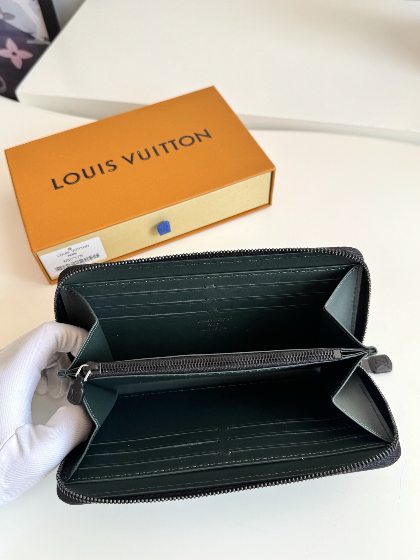 Louis Vuitton Basic Bag Cow Leather M-s