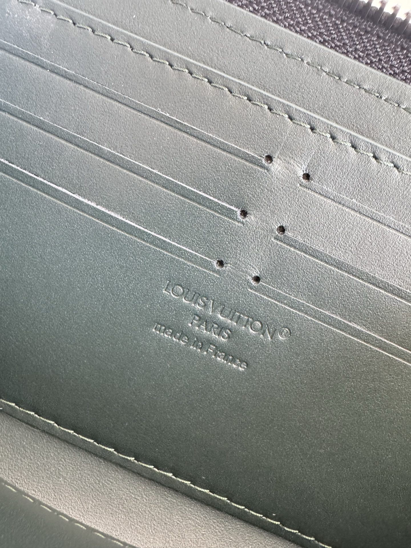 Louis Vuitton Basic Bag Cow Leather M-s