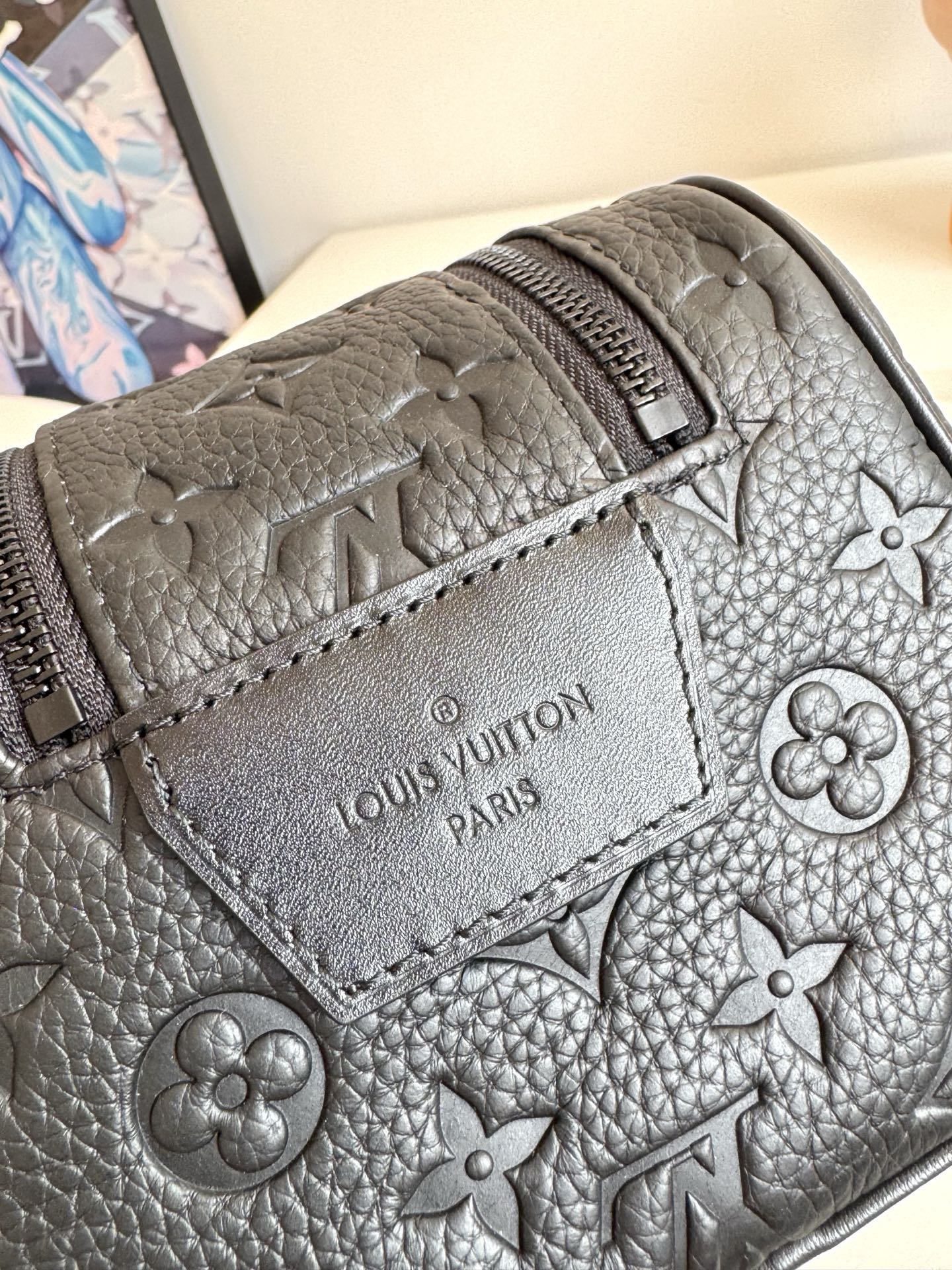 Louis Vuitton Basic Bag M-l