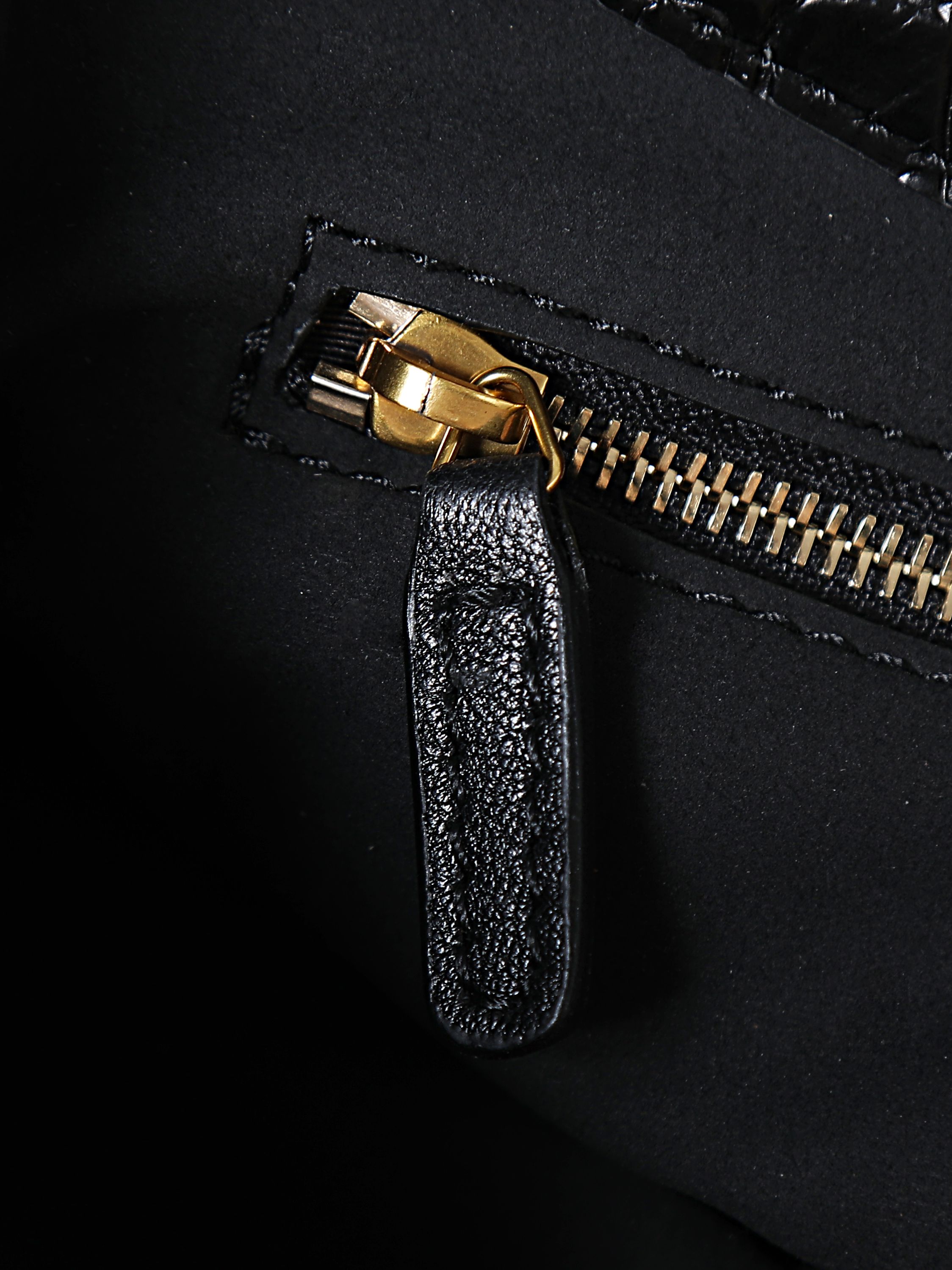 Basic Bag Black M-l